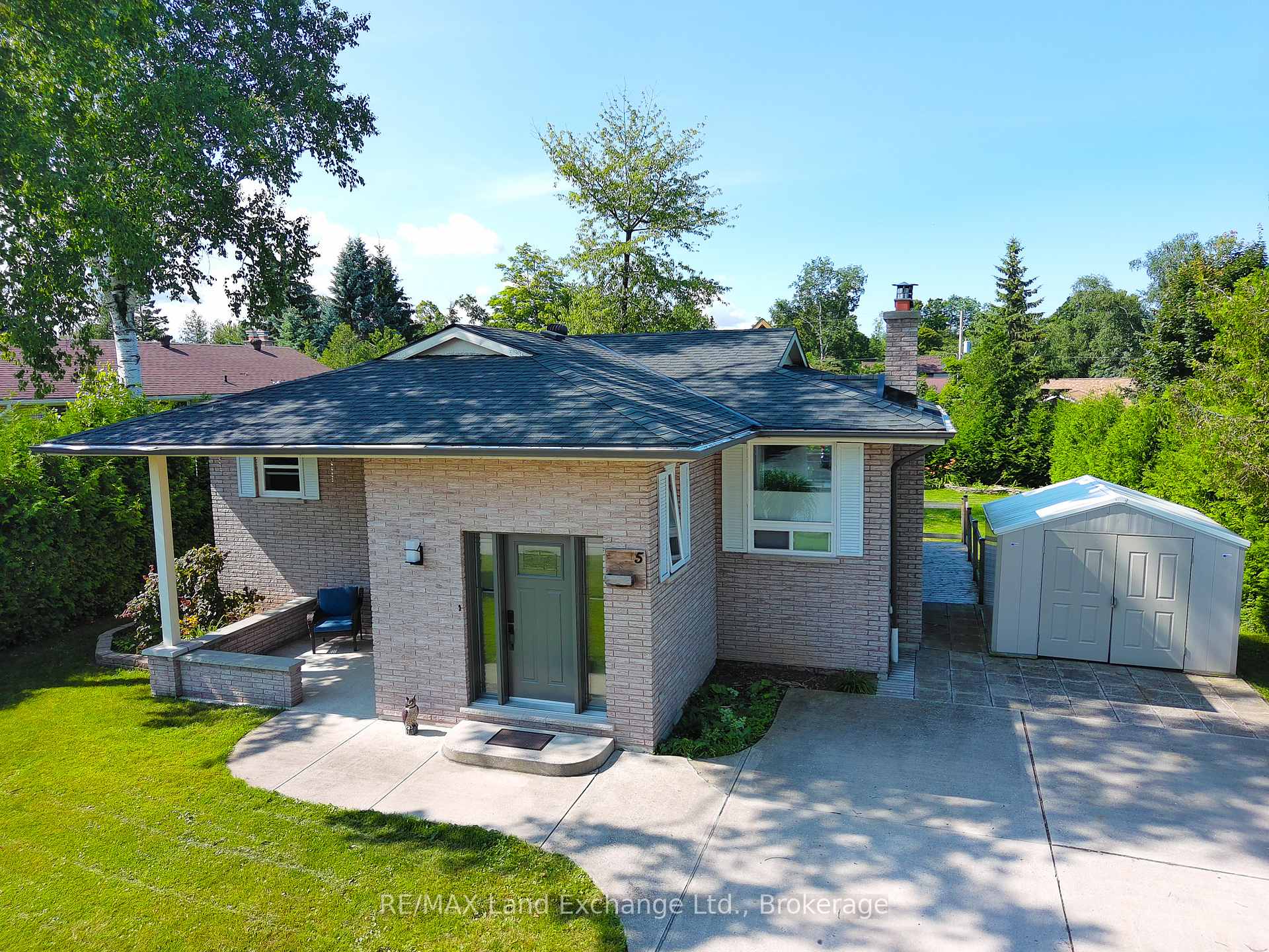 Front of 5 Macgregor Beach Road