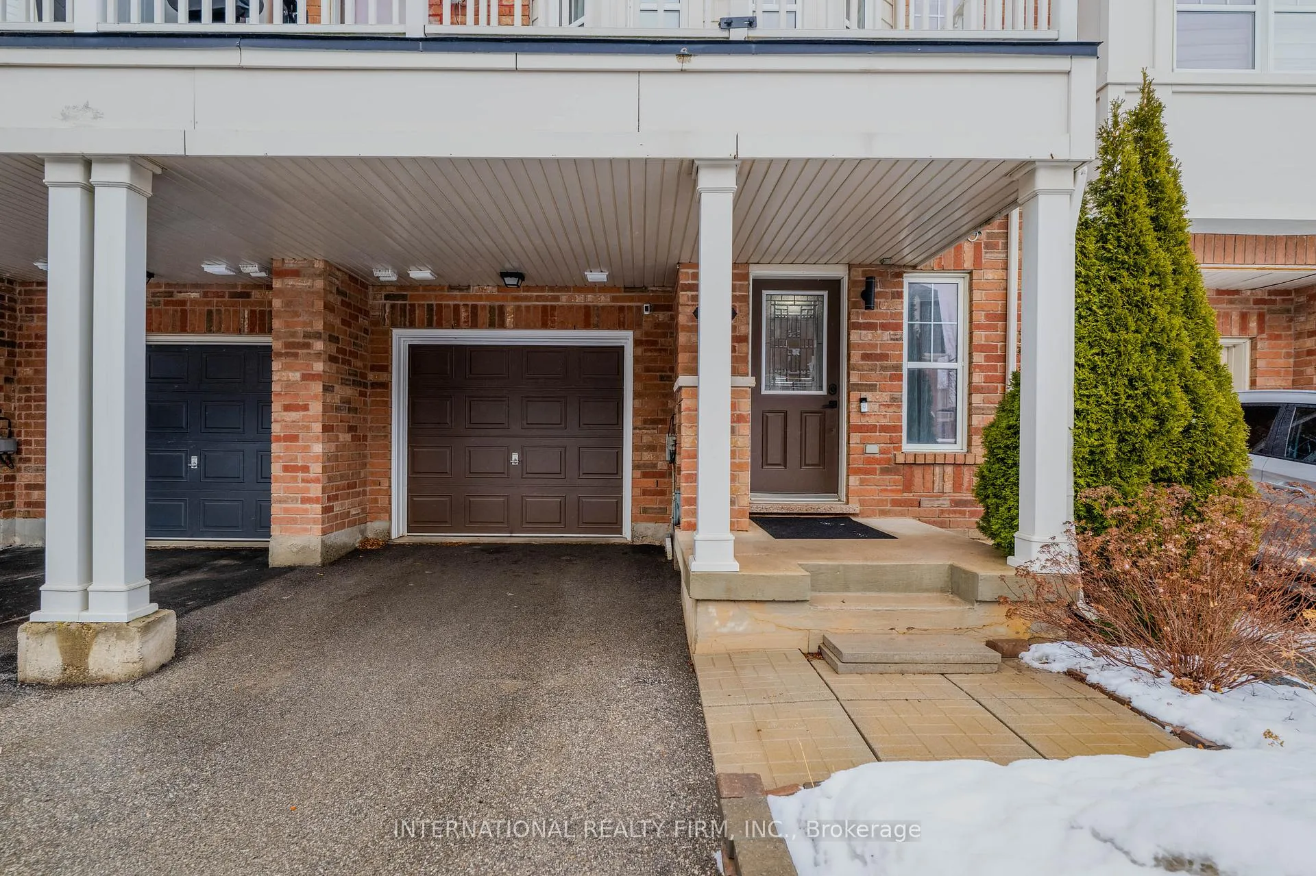 Photo 2 of 947 Deverell Place, Milton, Coates — HOMEH