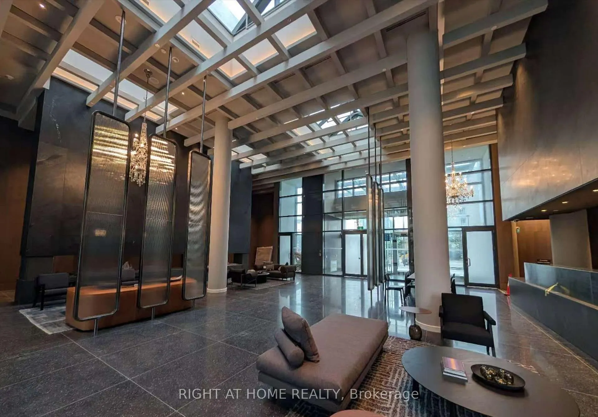 Photo 2 of Unit 1006, 28 Interchange Way, Vaughan, Vaughan Corporate Centre — HOMEH