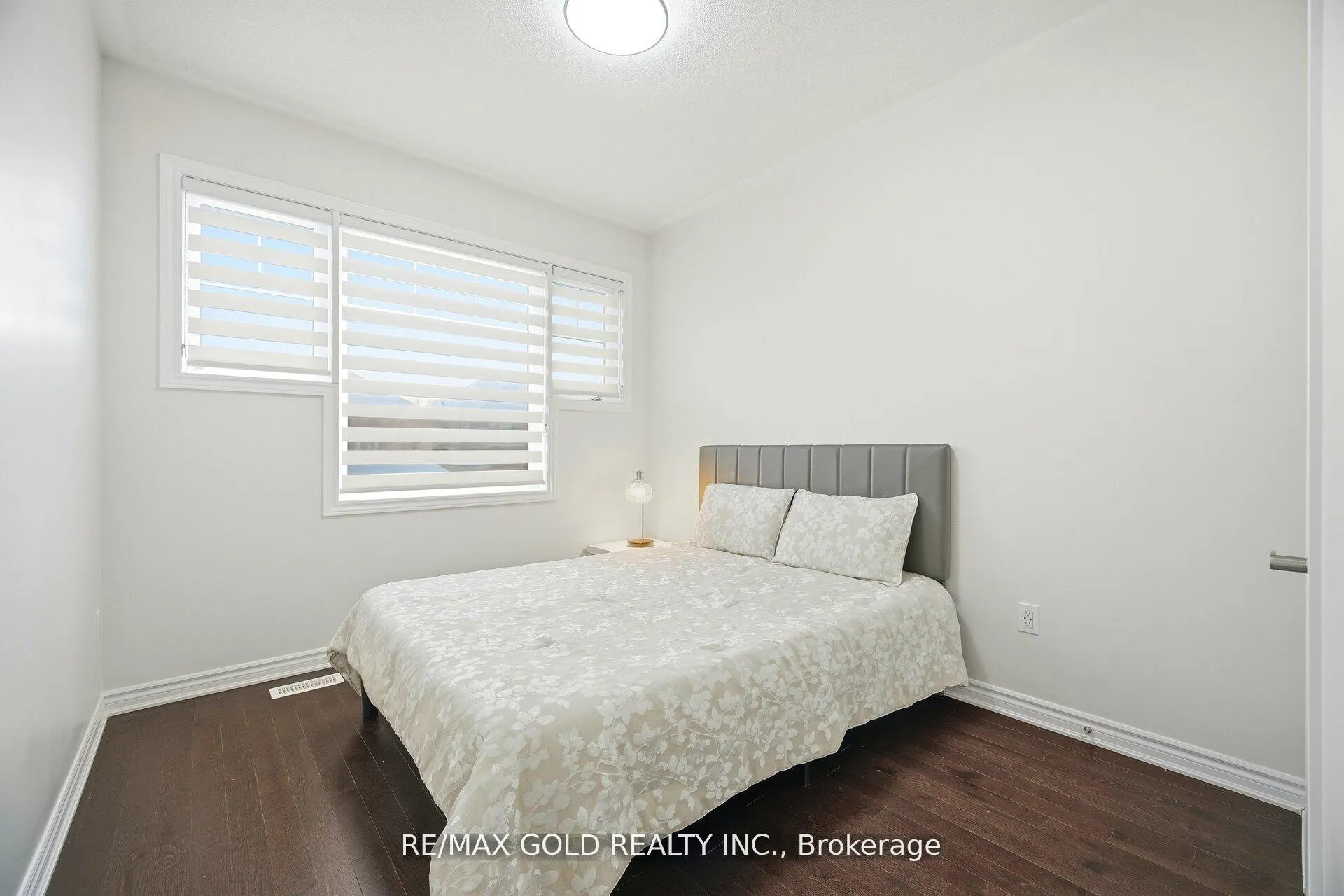 Photo 31 of 15 Spinland Street, Caledon, Rural Caledon — HOMEH