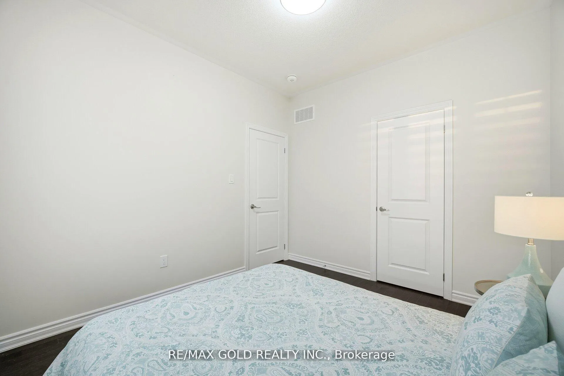 Photo 33 of 15 Spinland Street, Caledon, Rural Caledon — HOMEH