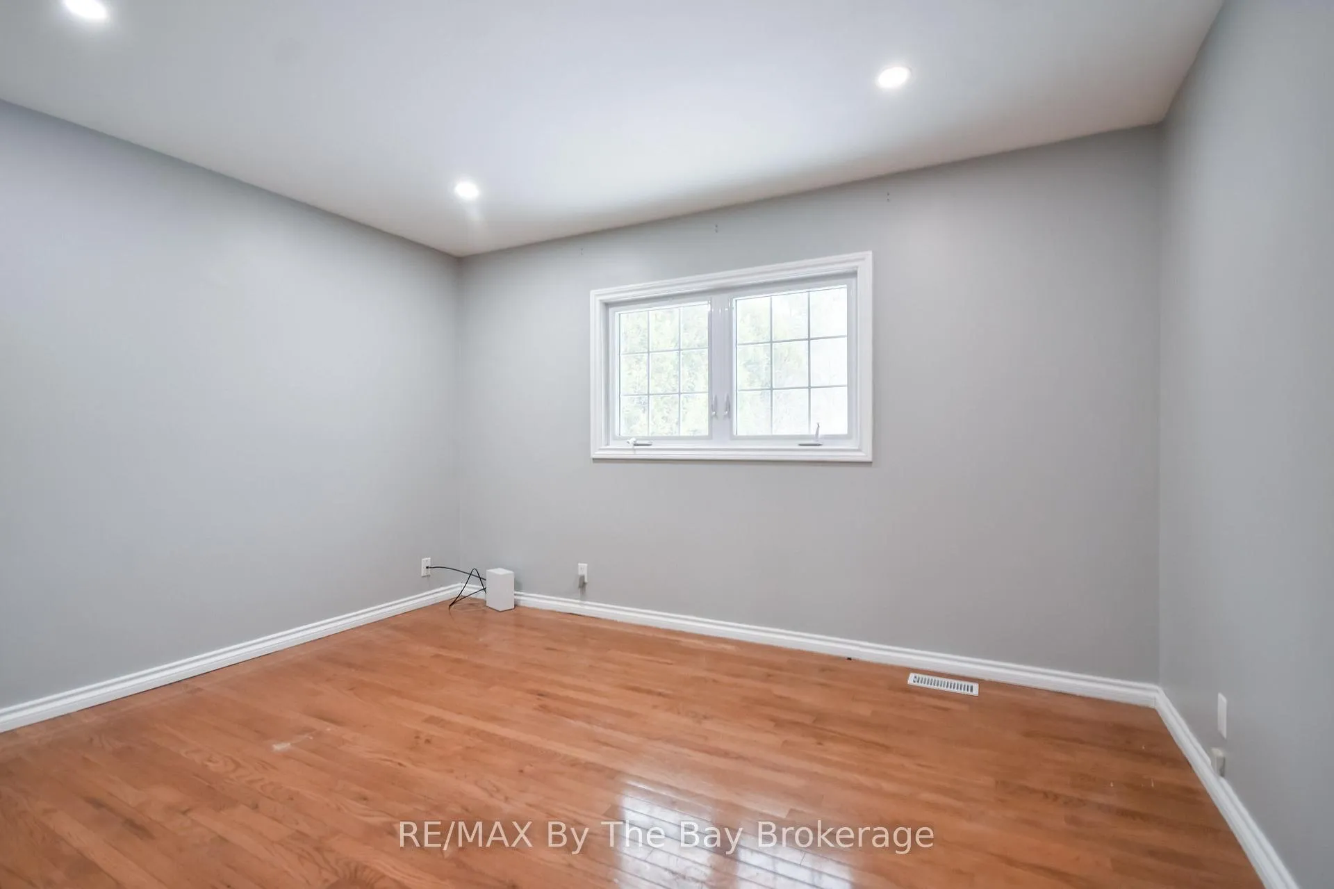 Photo 35 of 111 Balm Beach Road E, Tiny, Rural Tiny — HOMEH