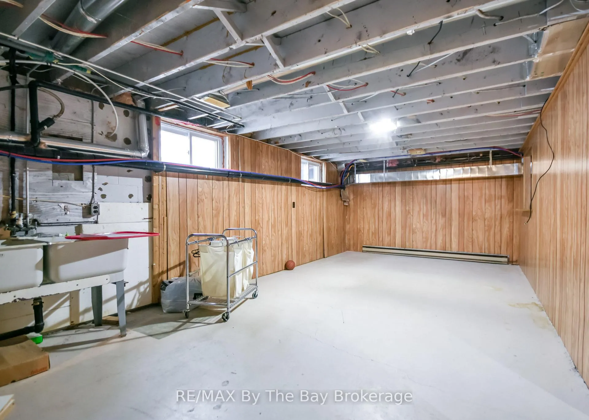 Photo 41 of 111 Balm Beach Road E, Tiny, Rural Tiny — HOMEH