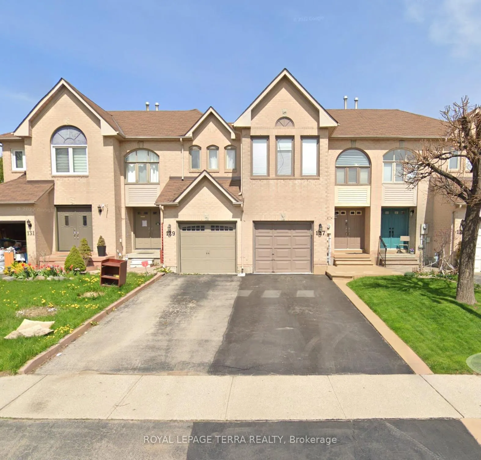 Photo 1 of 129 Richwood Crescent, Brampton, Brampton West — HOMEH