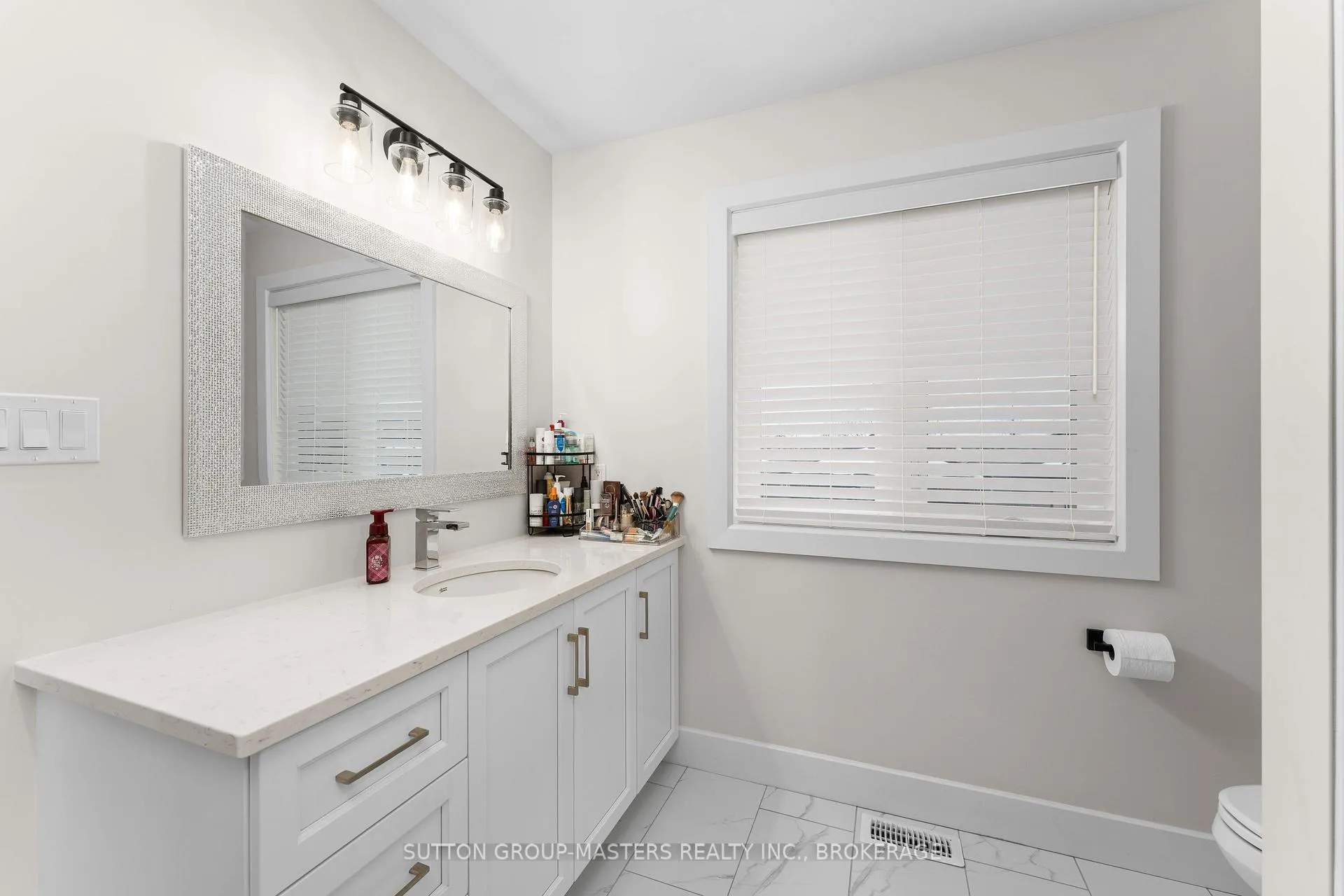 Photo 28 of 2709 Delmar Street, Kingston, City Northwest — HOMEH