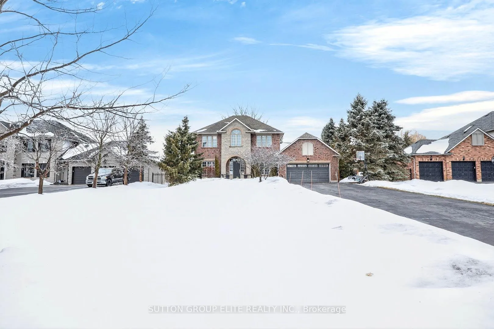 Front of 11 Elderberry Lane