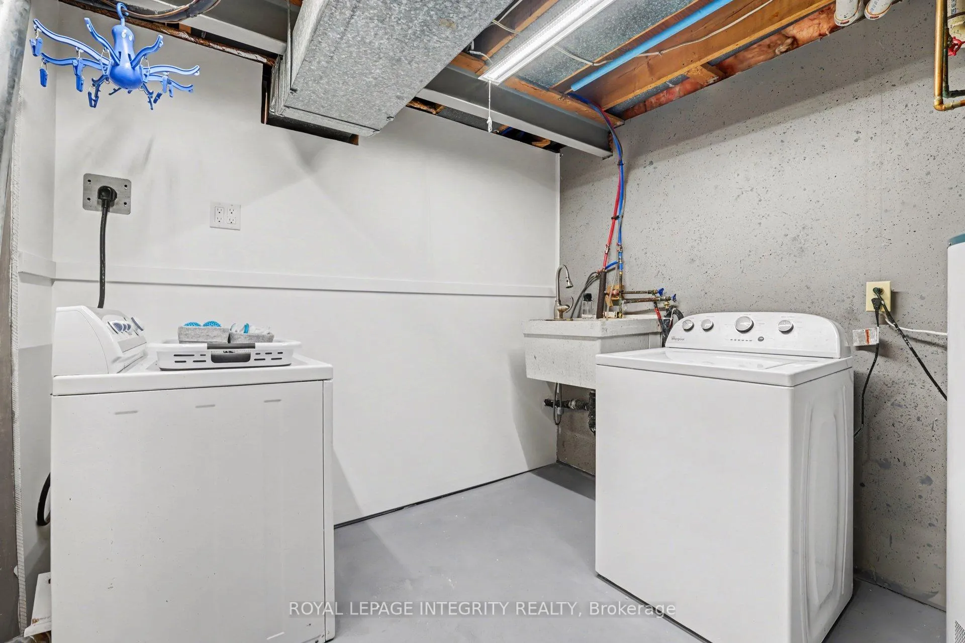 Photo 35 of 185 Withrow Avenue, Ottawa, Meadowlands/St. Claire Gardens — HOMEH