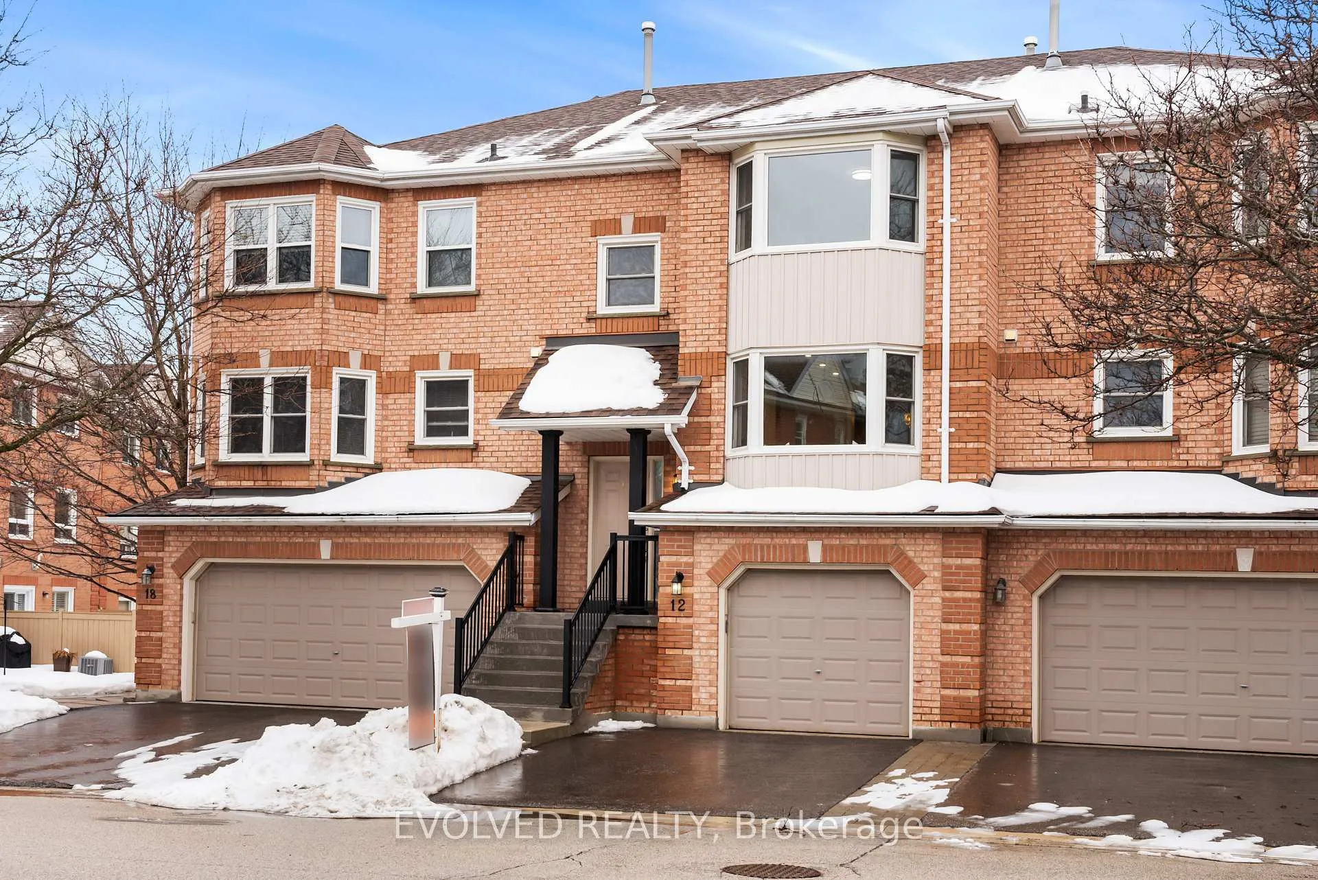 Photo 1 of 12 Tova Place, Vaughan, Beverley Glen — HOMEH
