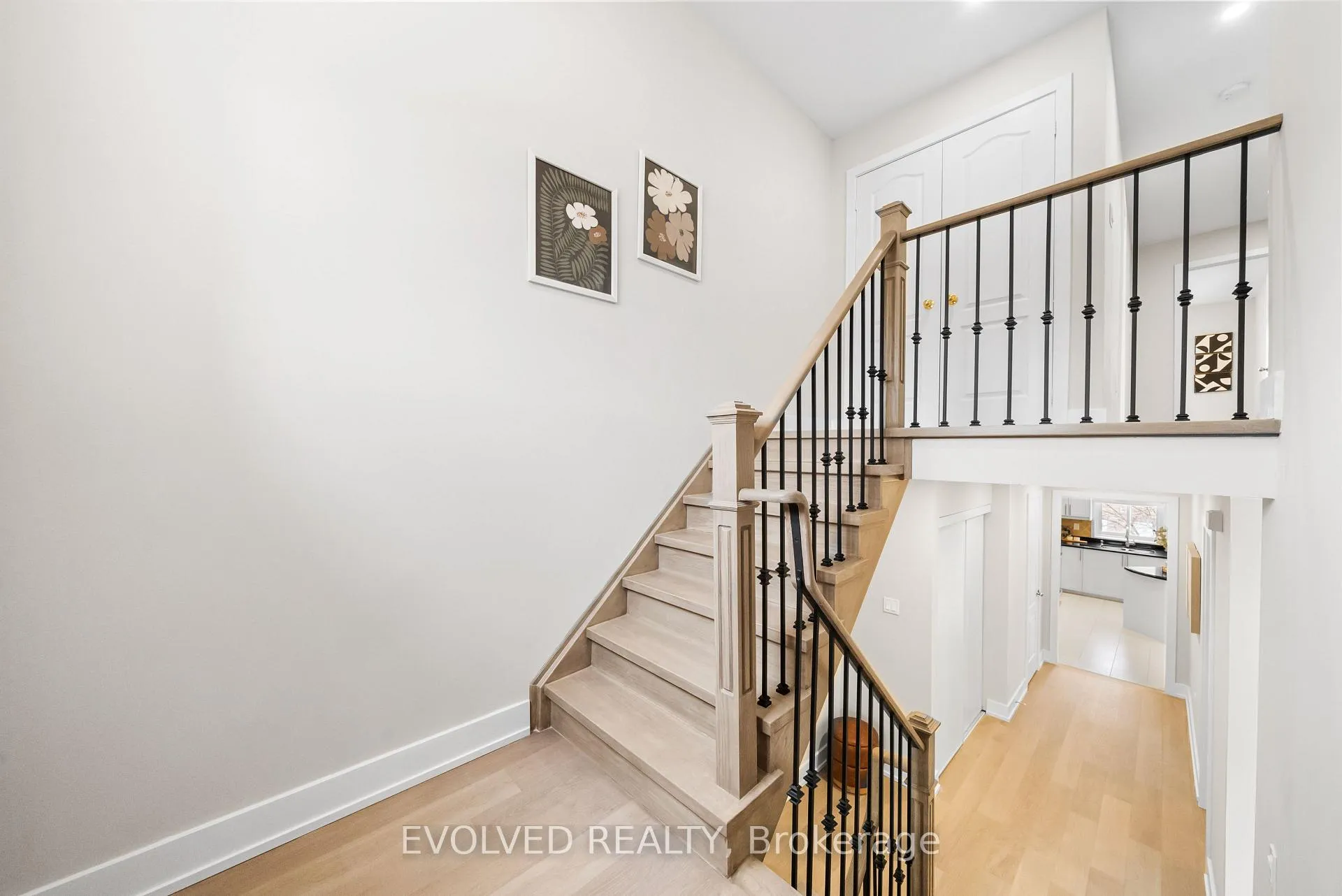 Photo 16 of 12 Tova Place, Vaughan, Beverley Glen — HOMEH