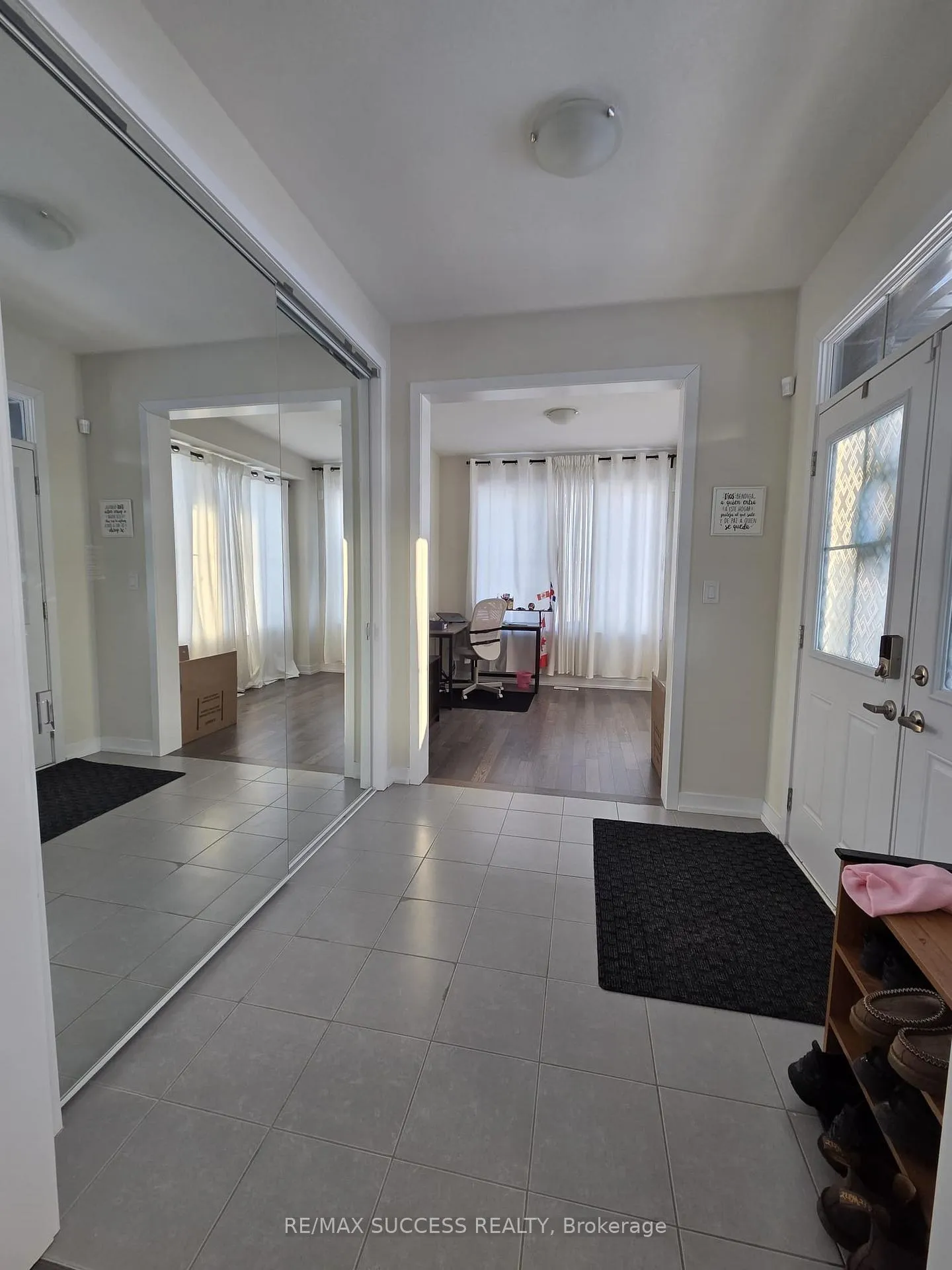 Photo 3 of 75 Lavender Road, Thorold, Hurricane/Merrittville — HOMEH
