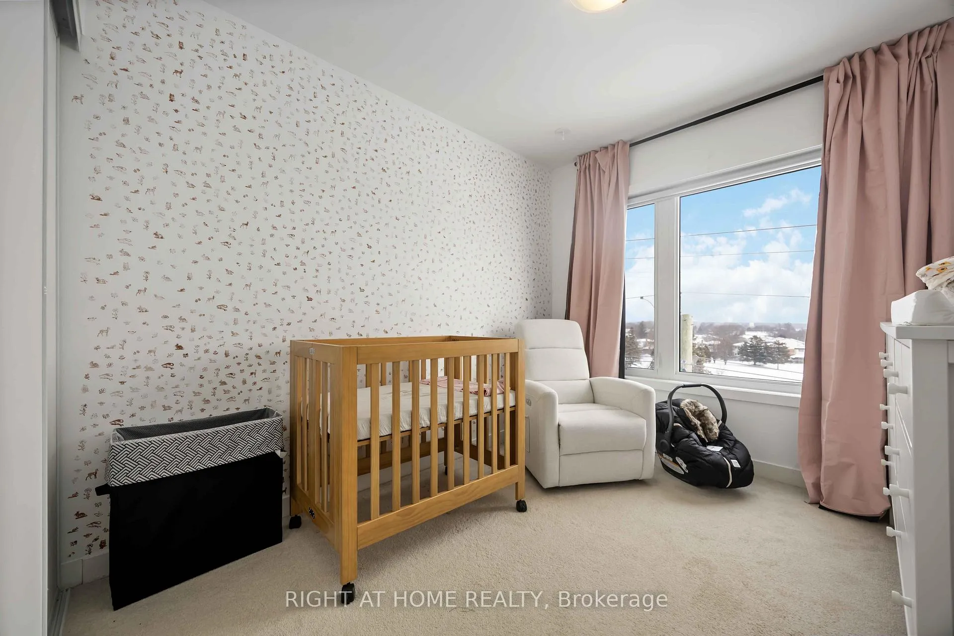 Photo 17 of Unit 220, 1555 Kingston Road, Pickering, Town Centre — HOMEH