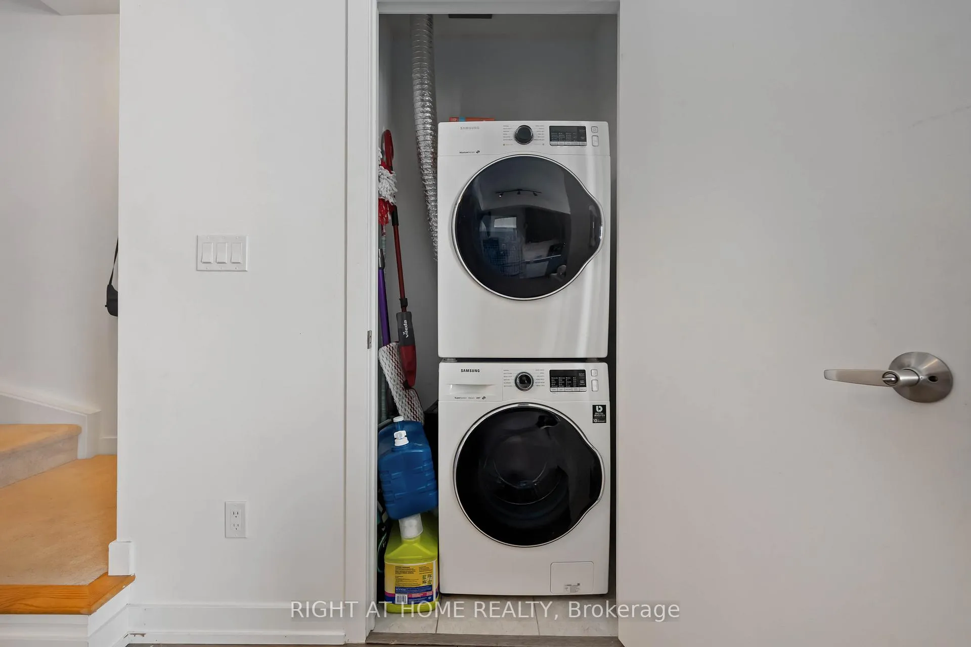 Photo 20 of Unit 220, 1555 Kingston Road, Pickering, Town Centre — HOMEH