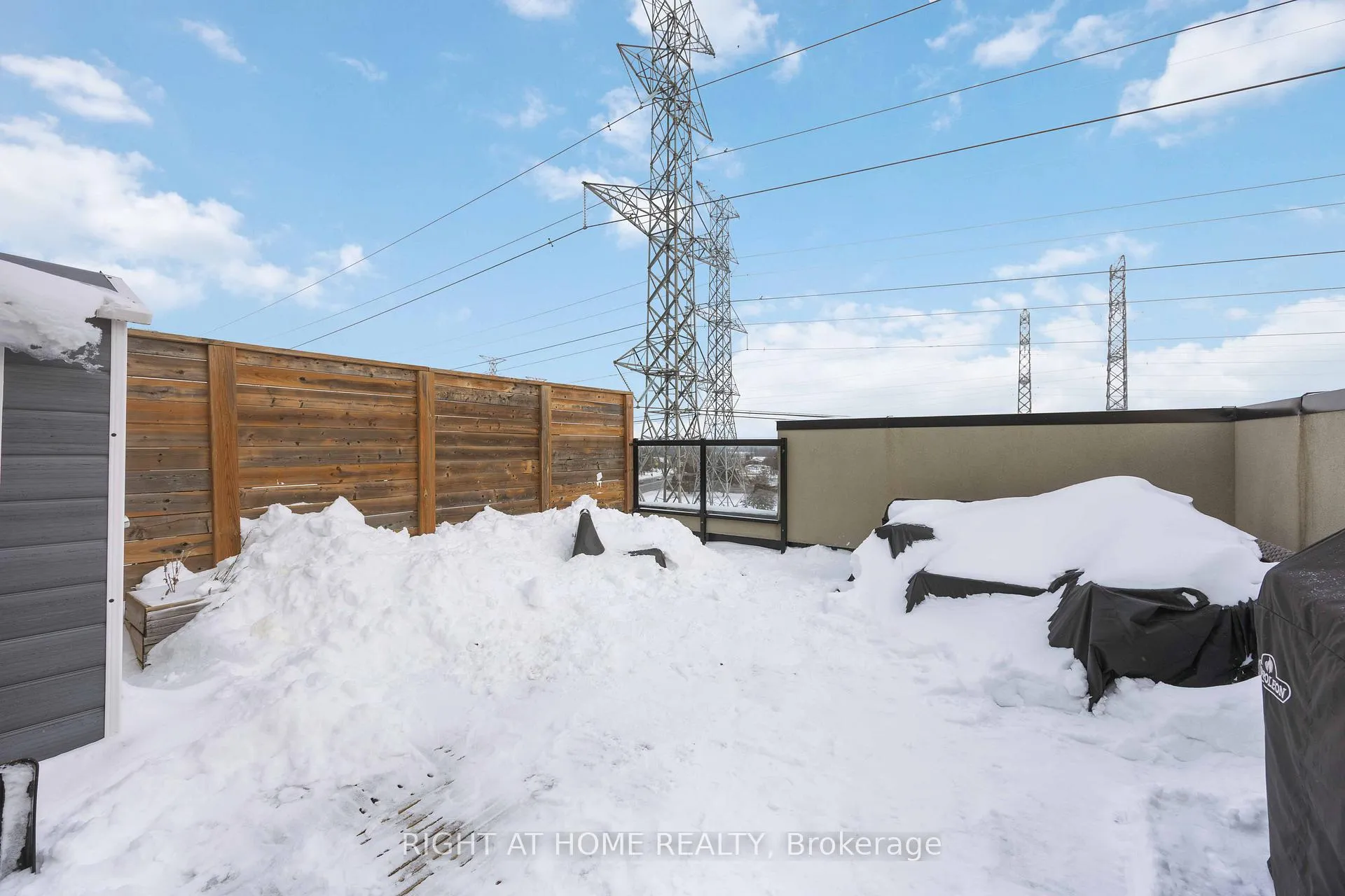 Photo 23 of Unit 220, 1555 Kingston Road, Pickering, Town Centre — HOMEH