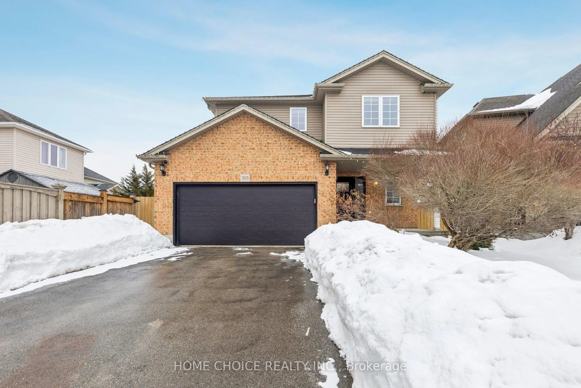 Photo 1 of 303 Hillcroft Court, Waterloo — HOMEH