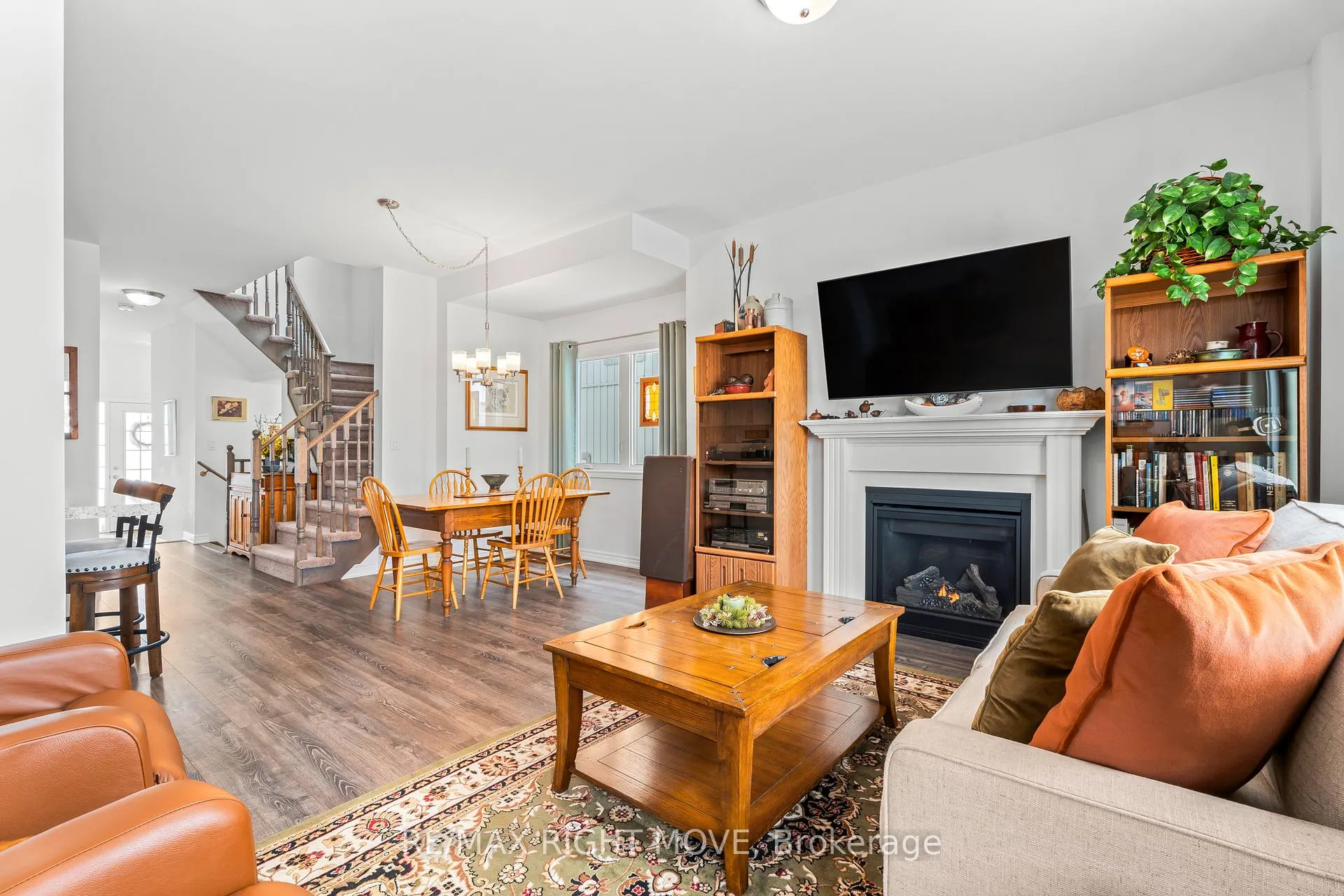 Photo 13 of Unit A, 246 James Street, Orillia — HOMEH