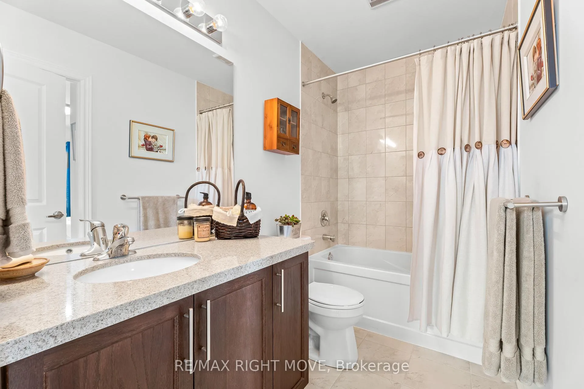 Photo 25 of Unit A, 246 James Street, Orillia — HOMEH