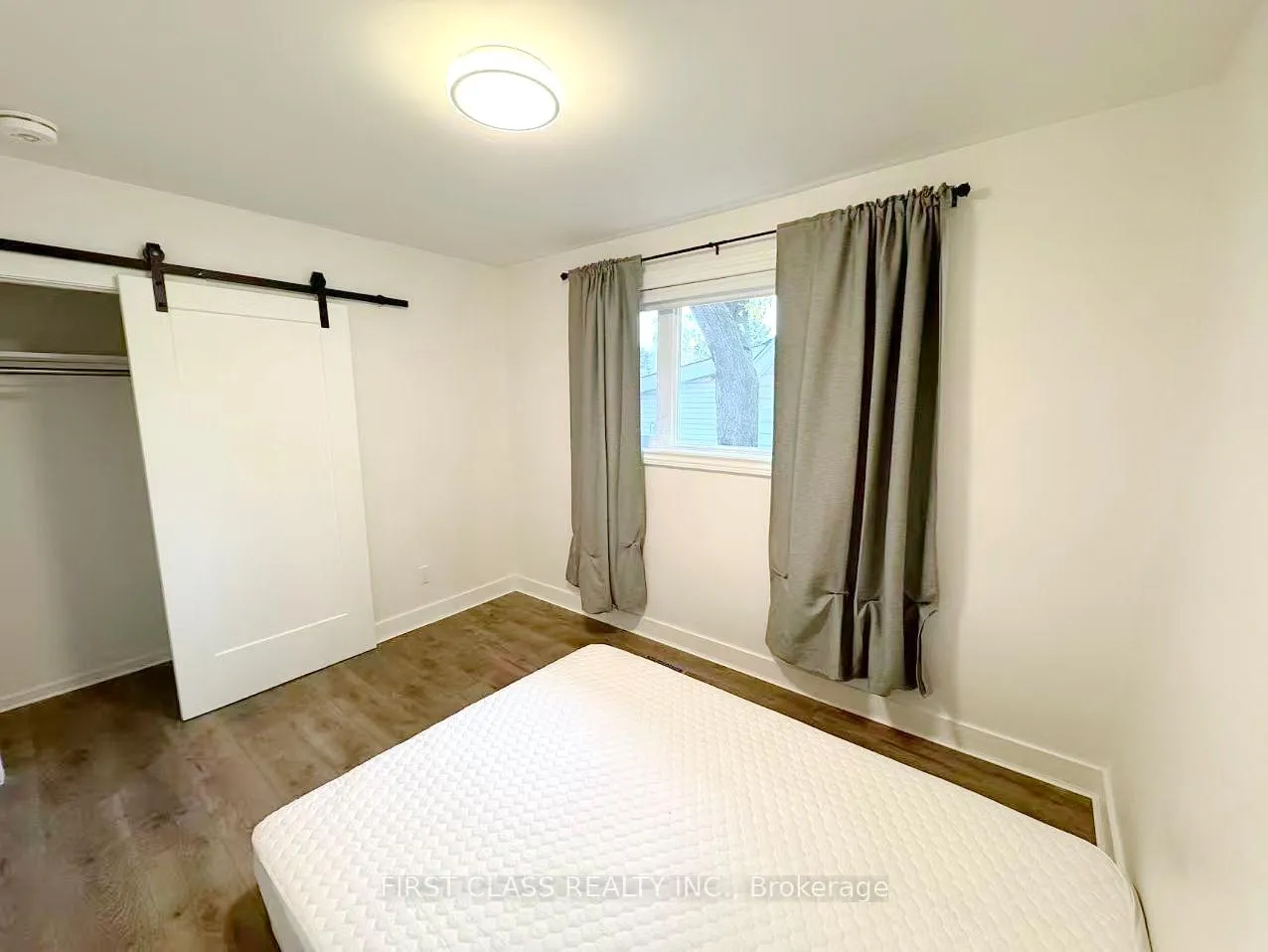 Photo 31 of Unit Upper, 741 Proctor Road, Burlington, Brant — HOMEH