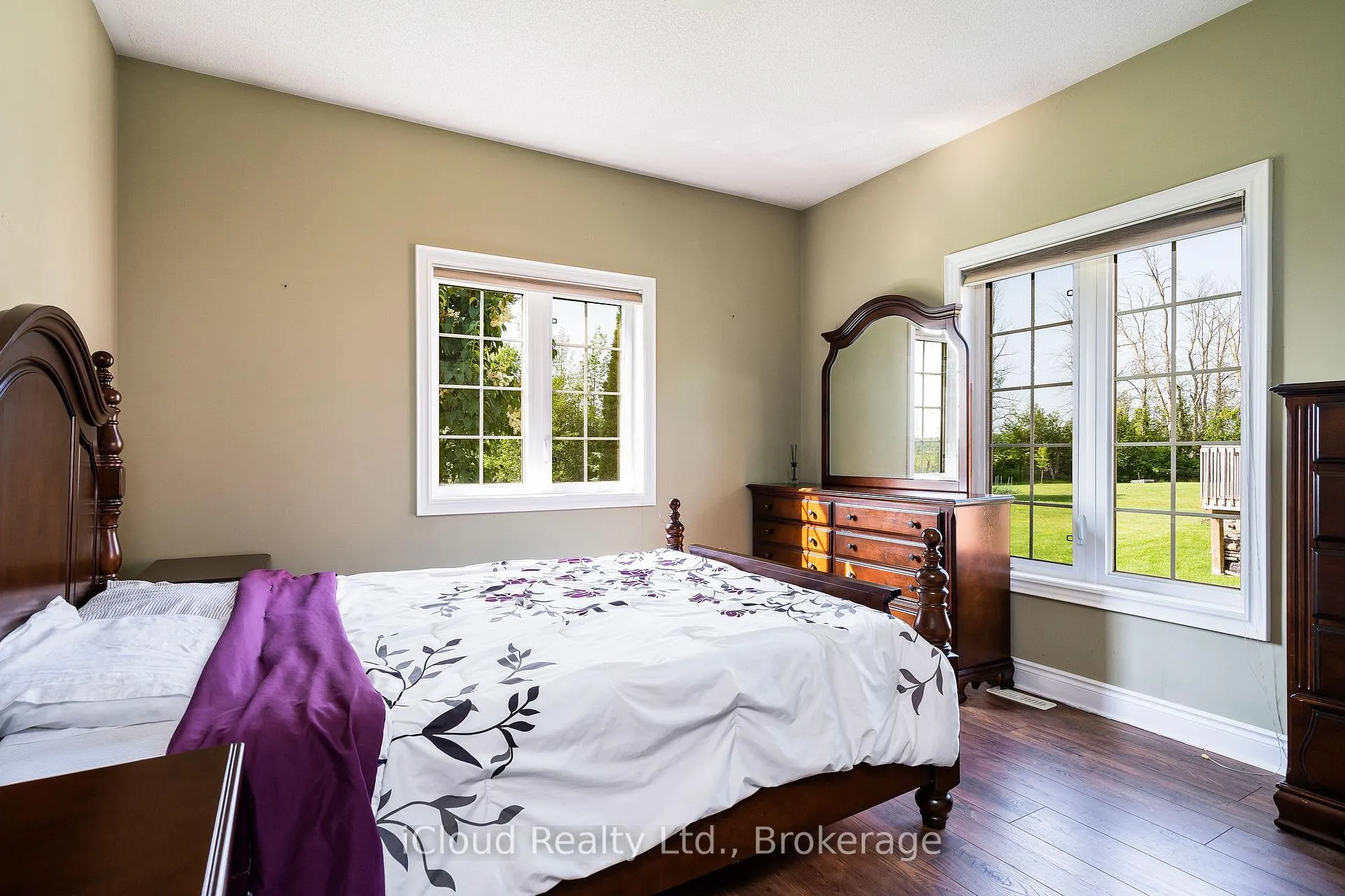 Photo 26 of 17 Maple Drive, Wasaga Beach — HOMEH