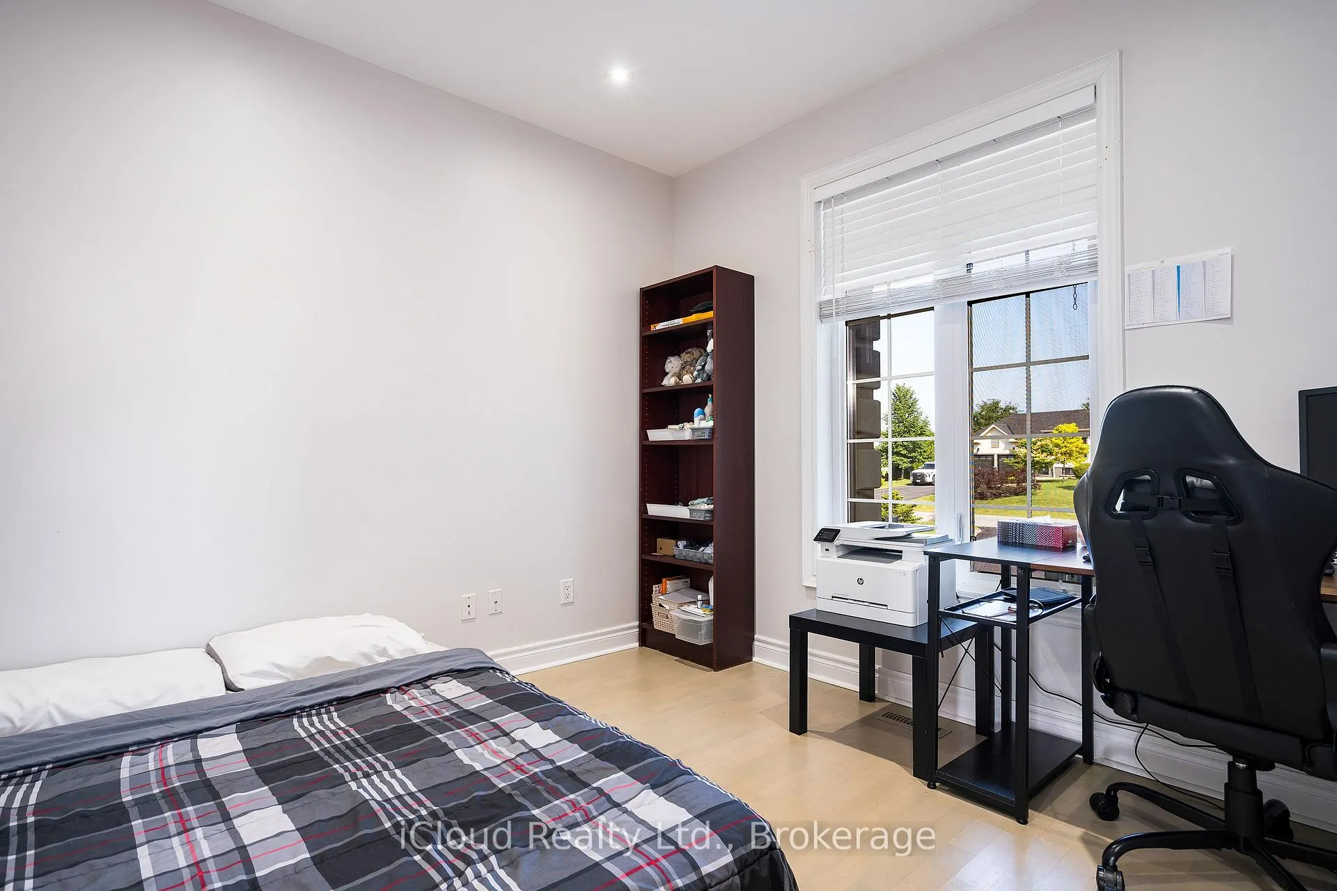 Photo 38 of 17 Maple Drive, Wasaga Beach — HOMEH