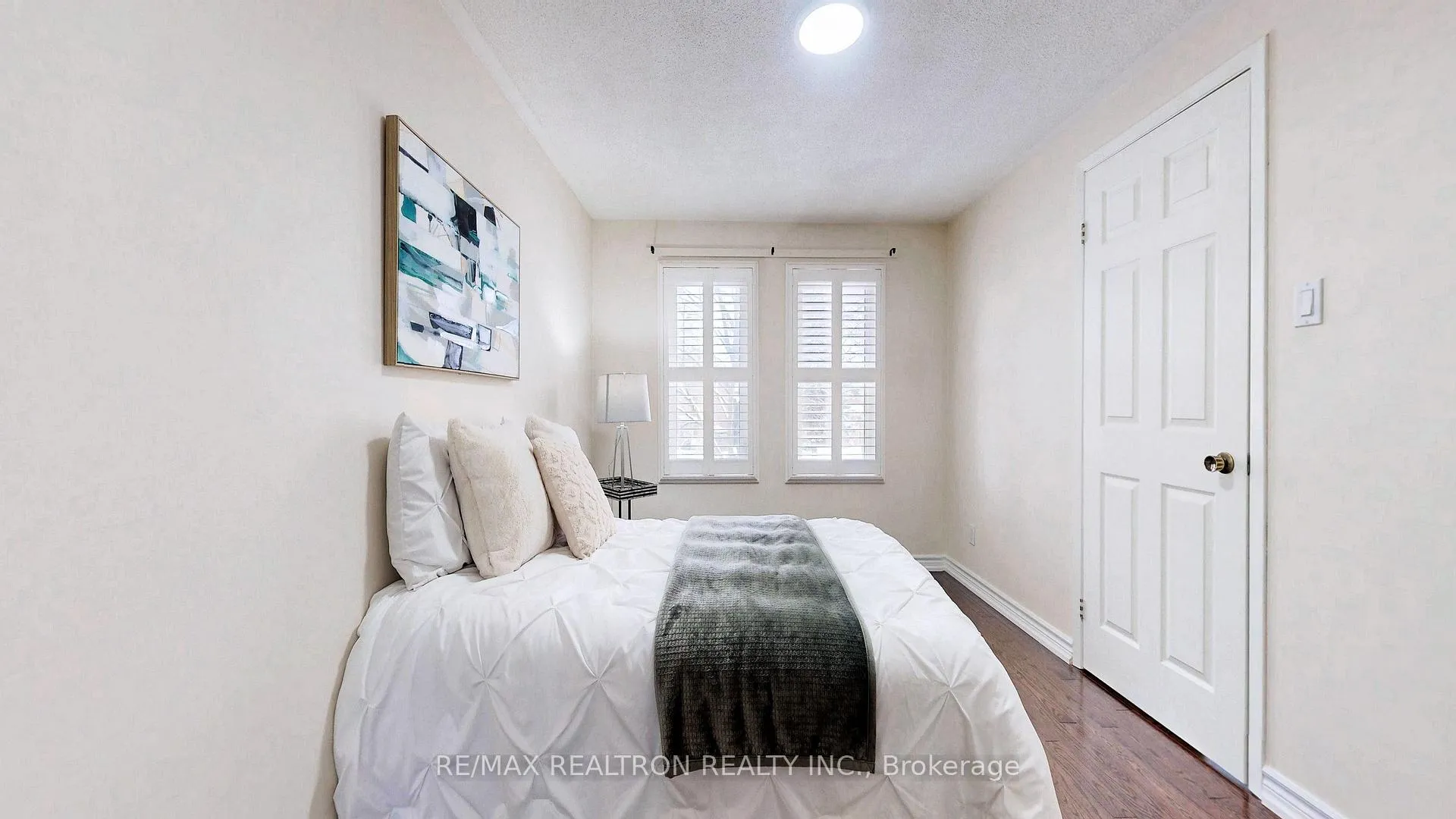 Photo 23 of 27 Ventris Drive, Ajax, Central West — HOMEH