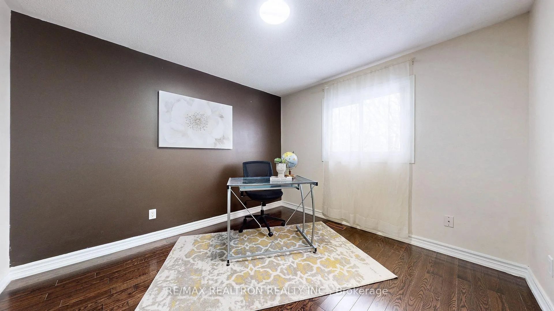 Photo 28 of 27 Ventris Drive, Ajax, Central West — HOMEH