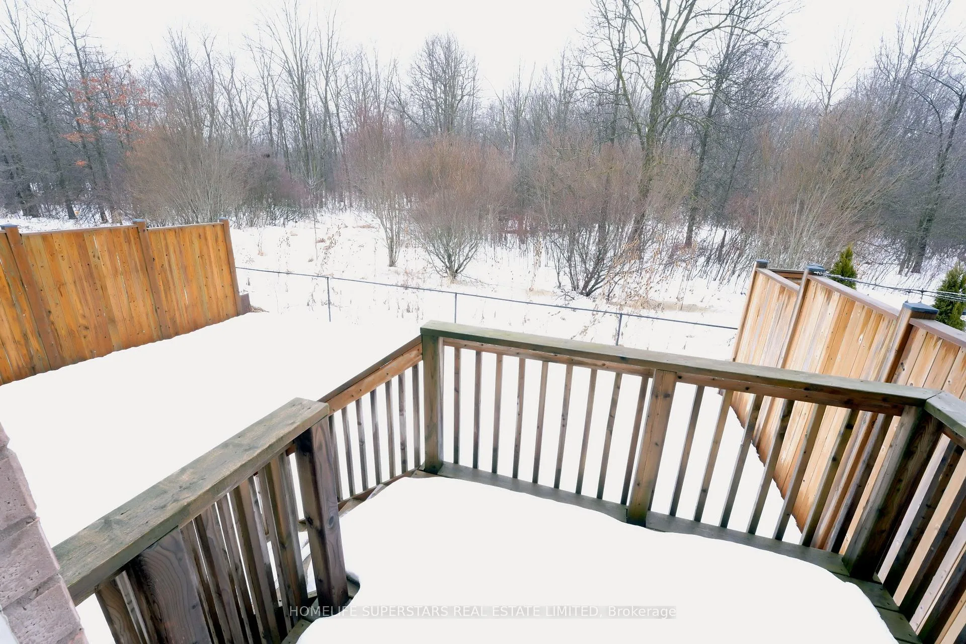 Photo 12 of 7777 Hackberry Trail, Niagara Falls, Brown — HOMEH