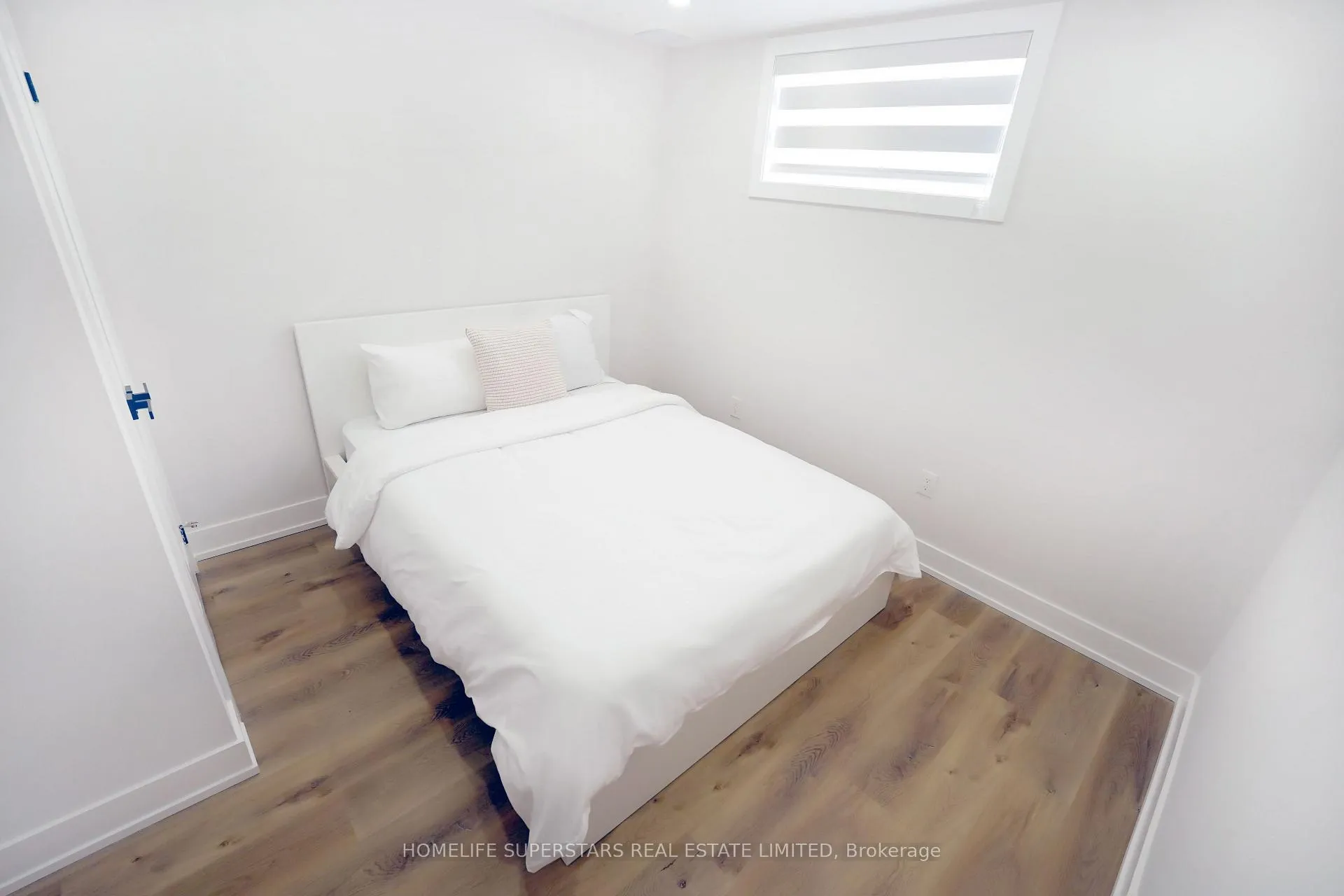 Photo 32 of 7777 Hackberry Trail, Niagara Falls, Brown — HOMEH