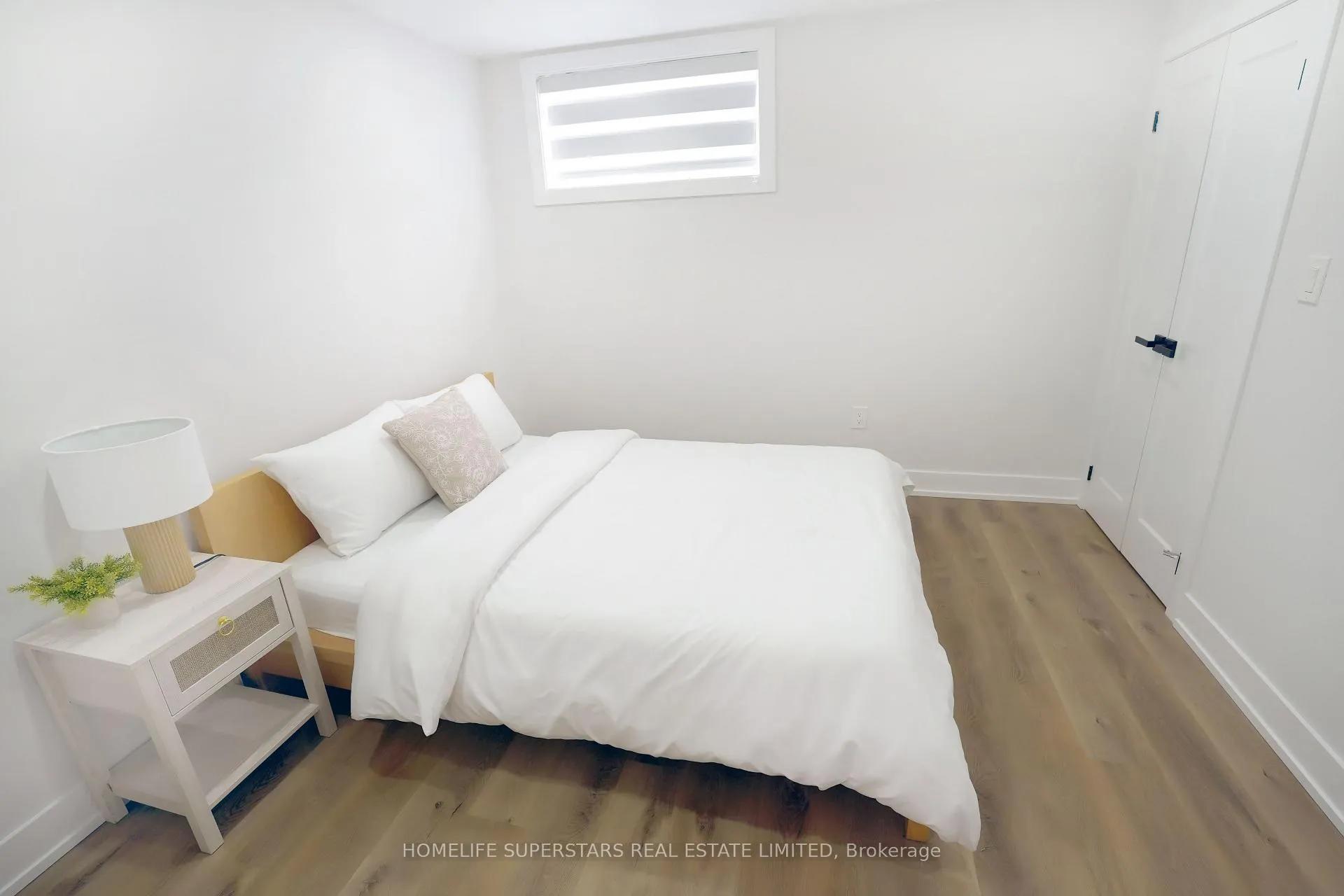 Photo 33 of 7777 Hackberry Trail, Niagara Falls, Brown — HOMEH