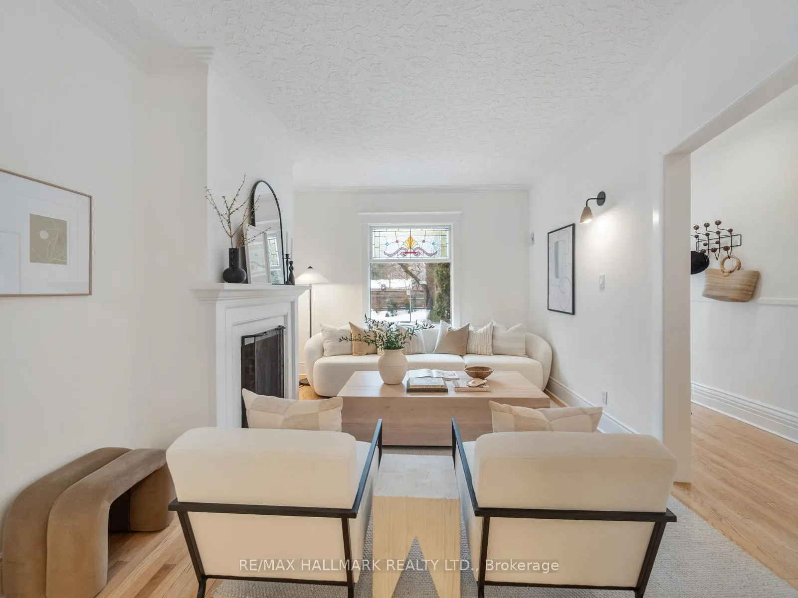 Photo 4 of 529 Logan Avenue, Toronto, North Riverdale — HOMEH