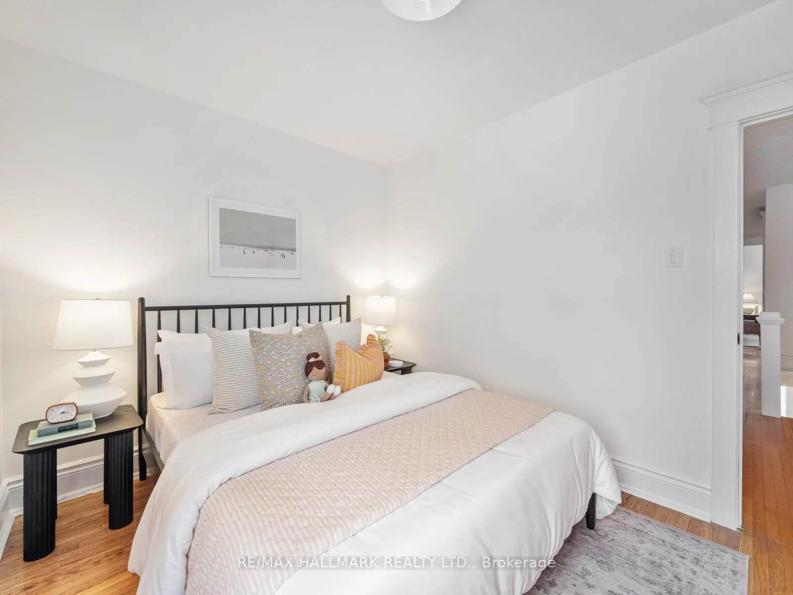 Photo 26 of 529 Logan Avenue, Toronto, North Riverdale — HOMEH