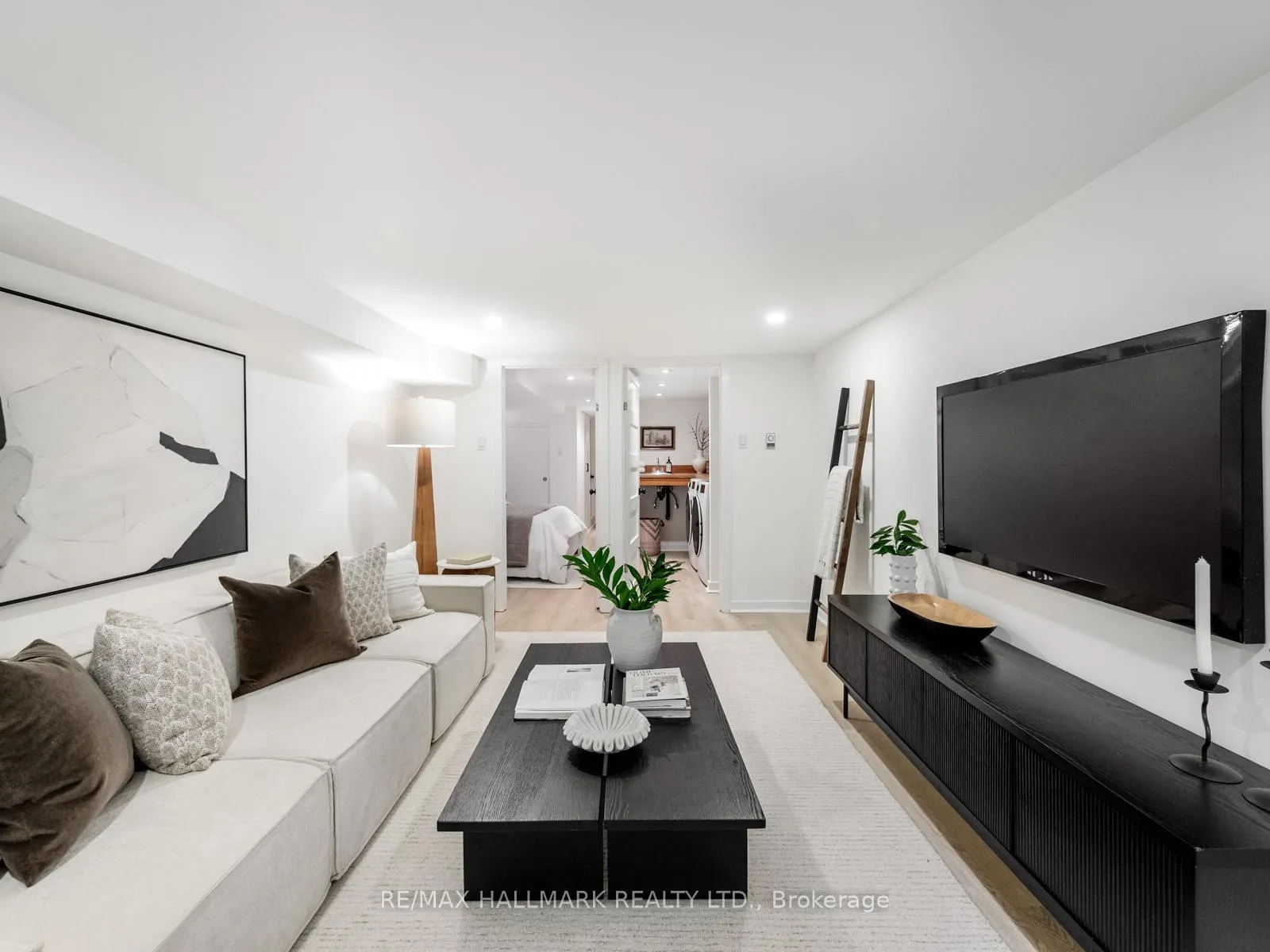 Photo 35 of 529 Logan Avenue, Toronto, North Riverdale — HOMEH
