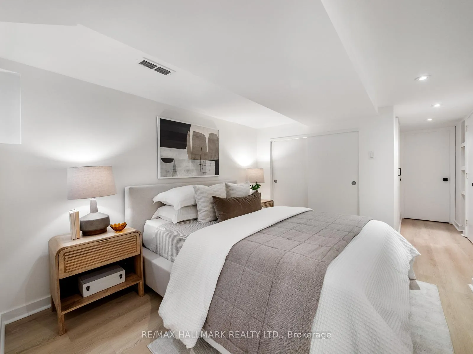 Photo 38 of 529 Logan Avenue, Toronto, North Riverdale — HOMEH