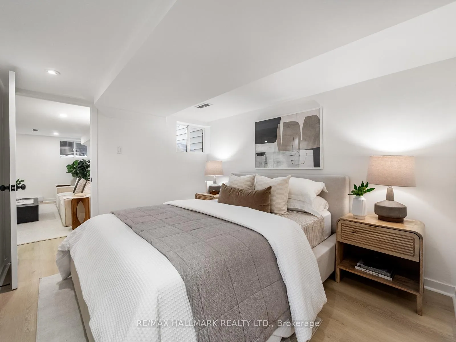 Photo 39 of 529 Logan Avenue, Toronto, North Riverdale — HOMEH