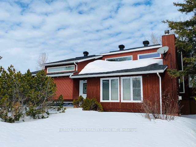 Photo 2 of 61 Kimberly Drive, Kapuskasing — HOMEH
