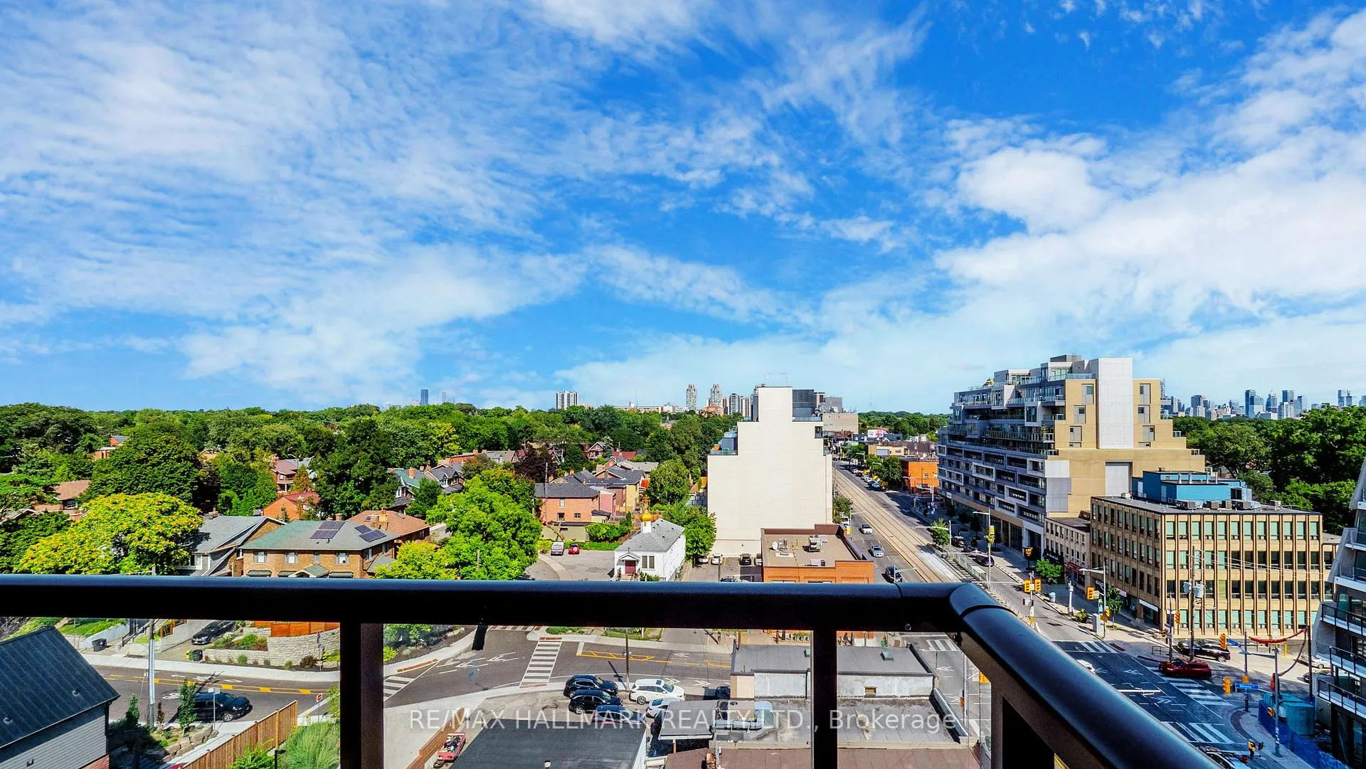 Photo 22 of Unit 906, 185 Alberta Avenue, Toronto, Oakwood Village — HOMEH