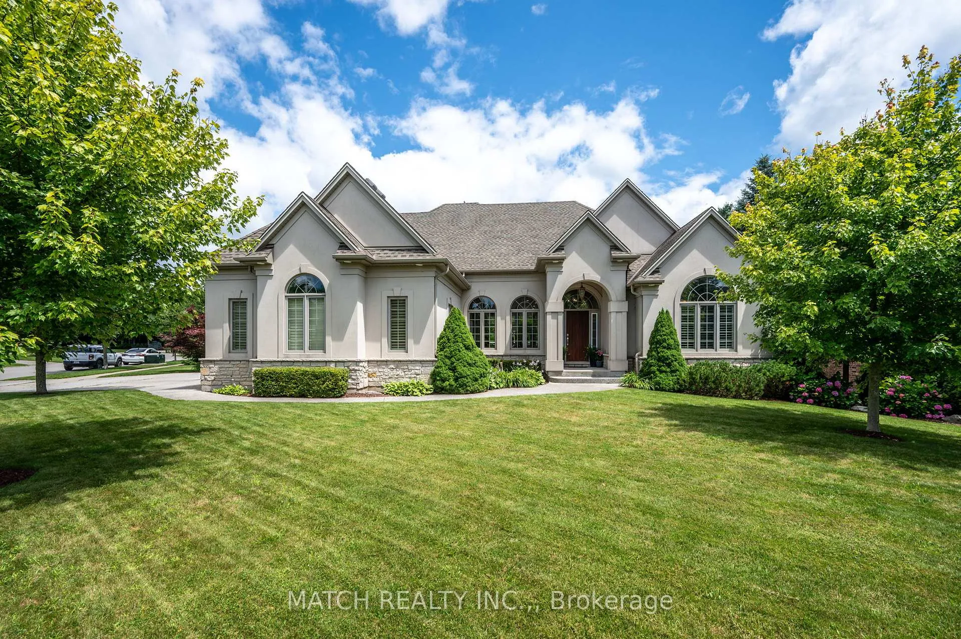 Photo 1 of 1465 Shore Road, London, South A — HOMEH