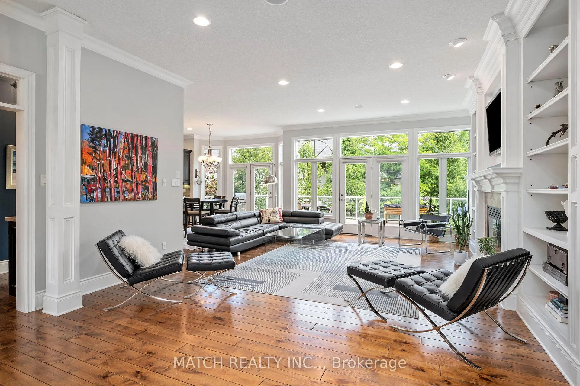 Photo 7 of 1465 Shore Road, London, South A — HOMEH