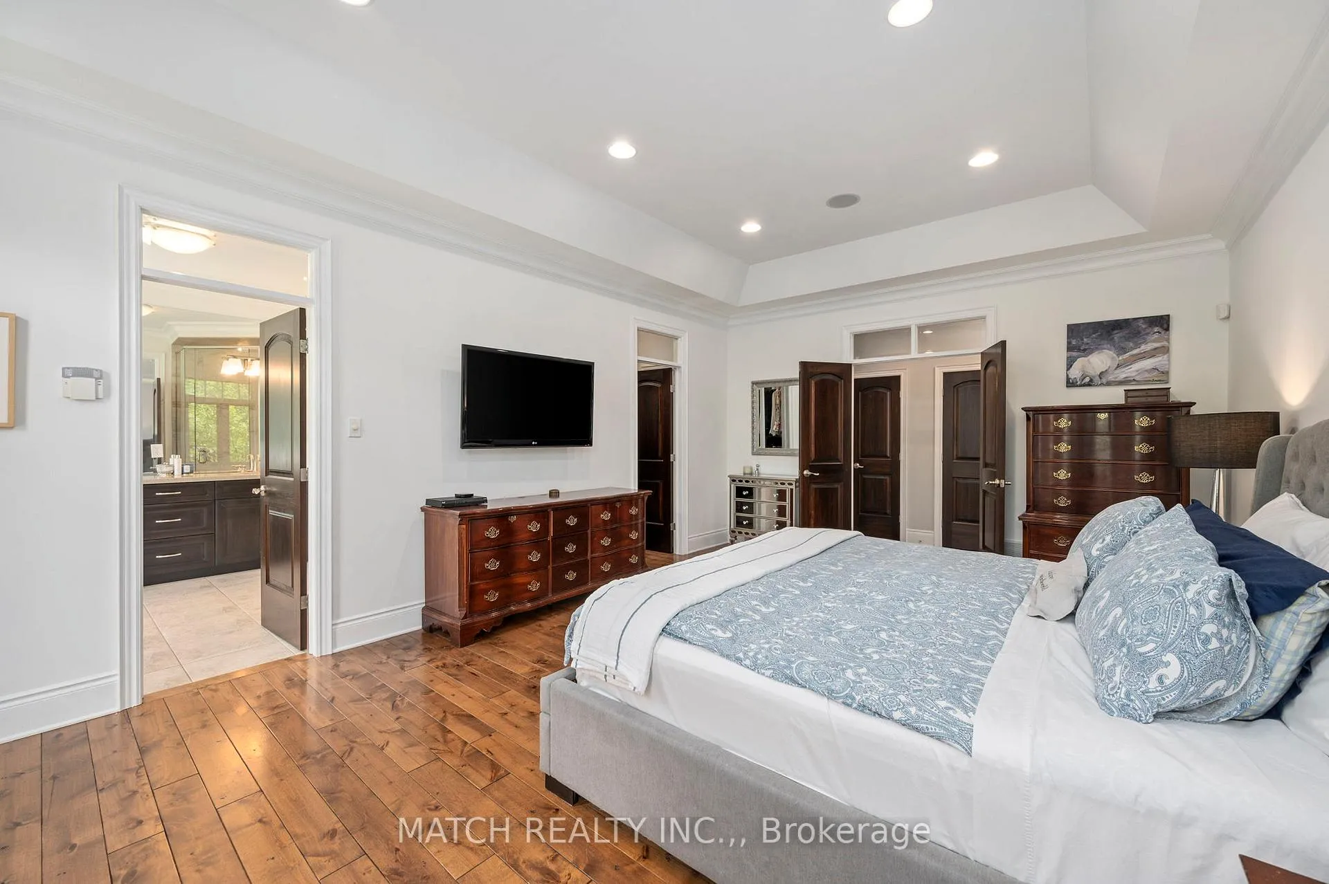 Photo 23 of 1465 Shore Road, London, South A — HOMEH
