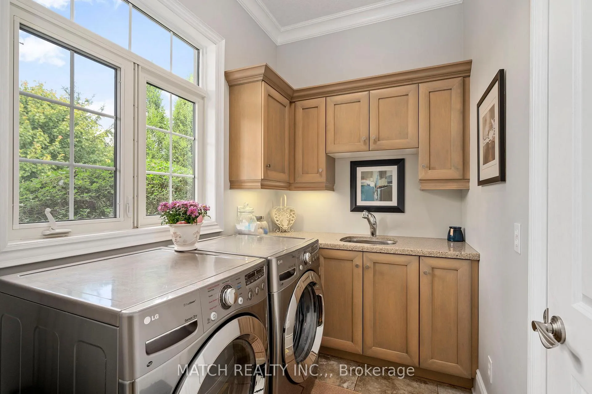 Photo 30 of 1465 Shore Road, London, South A — HOMEH