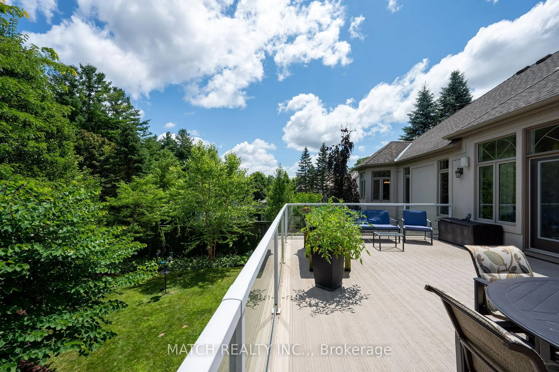 Photo 43 of 1465 Shore Road, London, South A — HOMEH