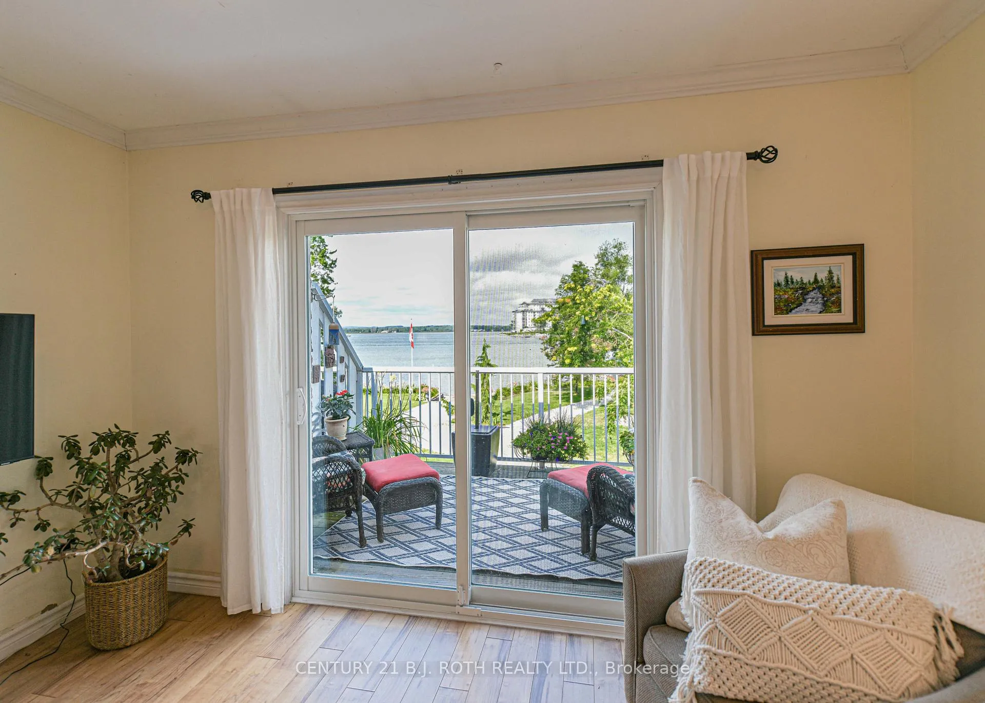 Photo 12 of Unit 204, 43 Creighton Street, Ramara, Atherley — HOMEH