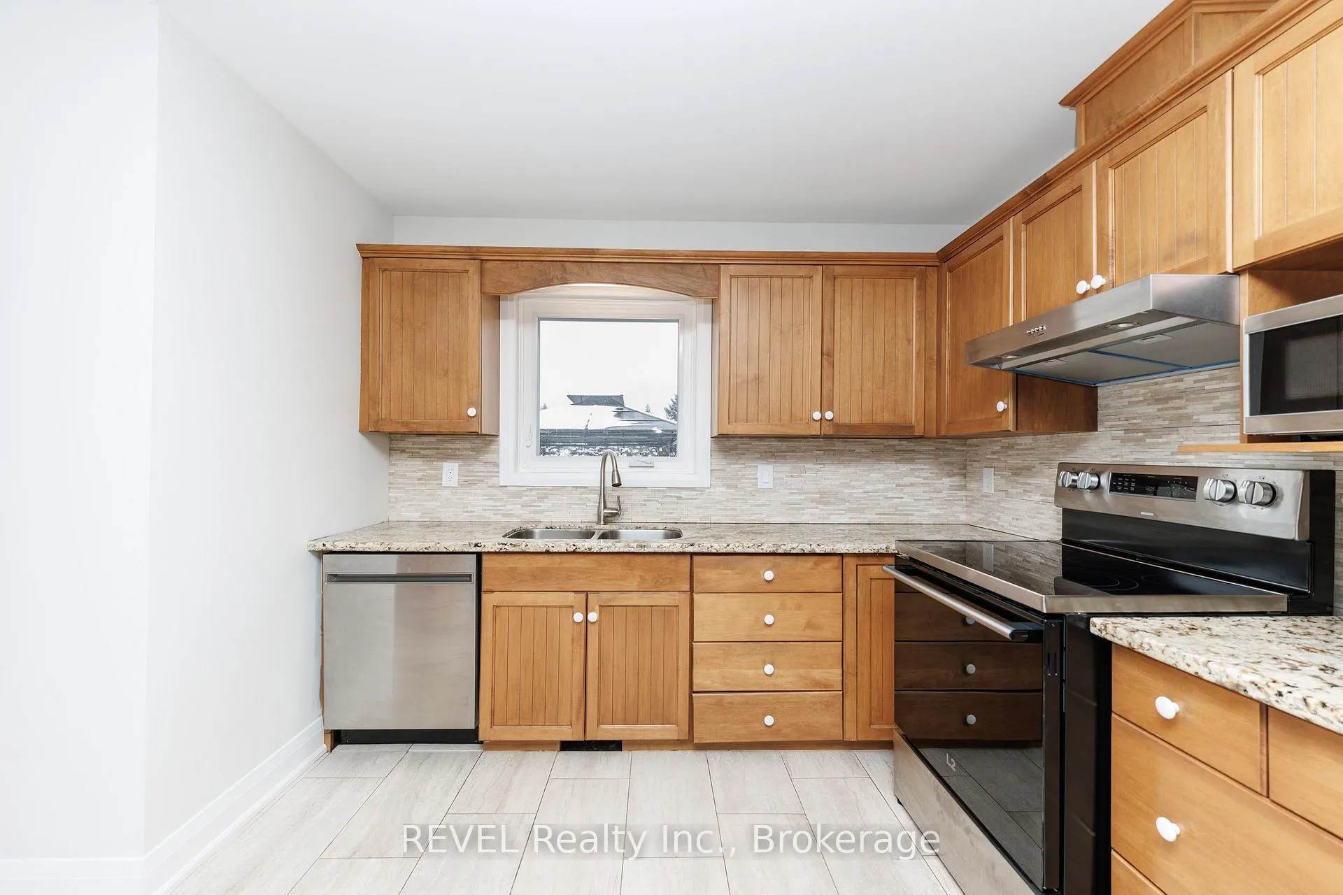 Photo 11 of 1452 Allanport Road, Thorold, Port Robinson — HOMEH