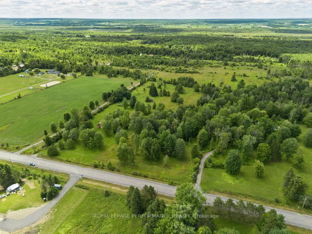 Photo 7 of 3117 Torwood Drive, Ottawa, Dunrobin Shores — HOMEH