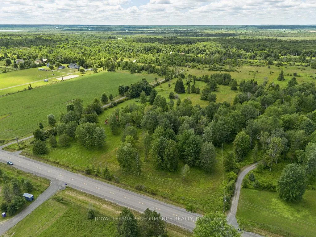 Photo 9 of 3117 Torwood Drive, Ottawa, Dunrobin Shores — HOMEH