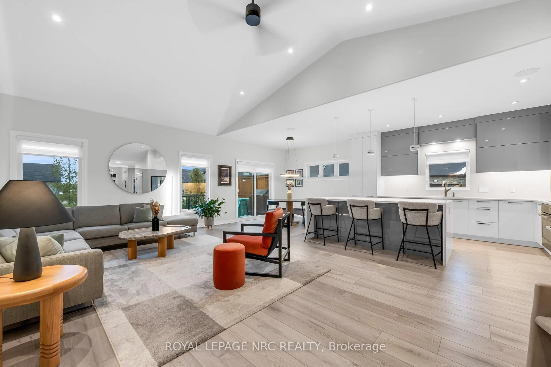 Photo 2 of Unit 93, 154 Port Robinson Road, Pelham, Fonthill — HOMEH
