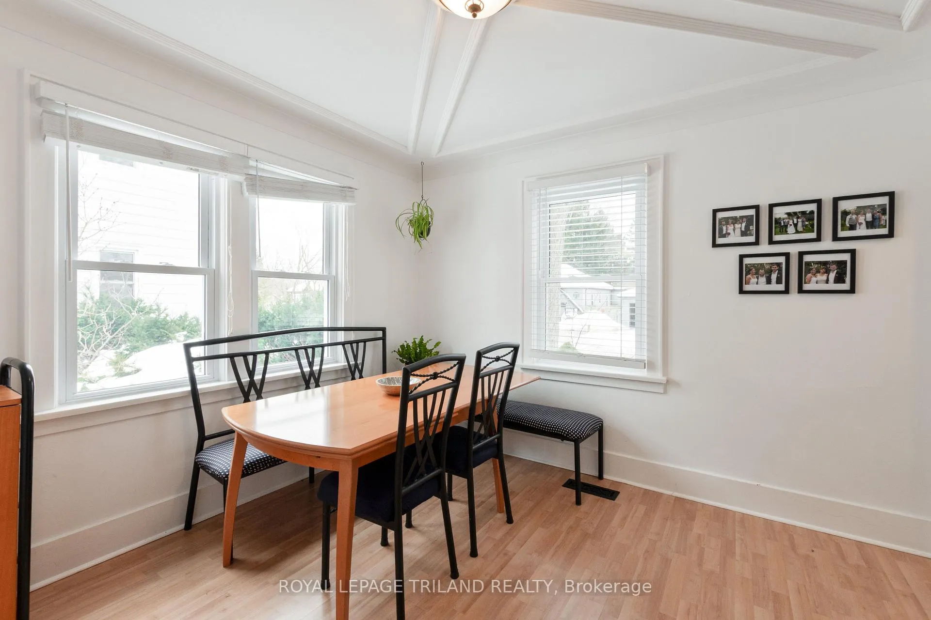Photo 4 of 90 Locust Street, St. Thomas — HOMEH