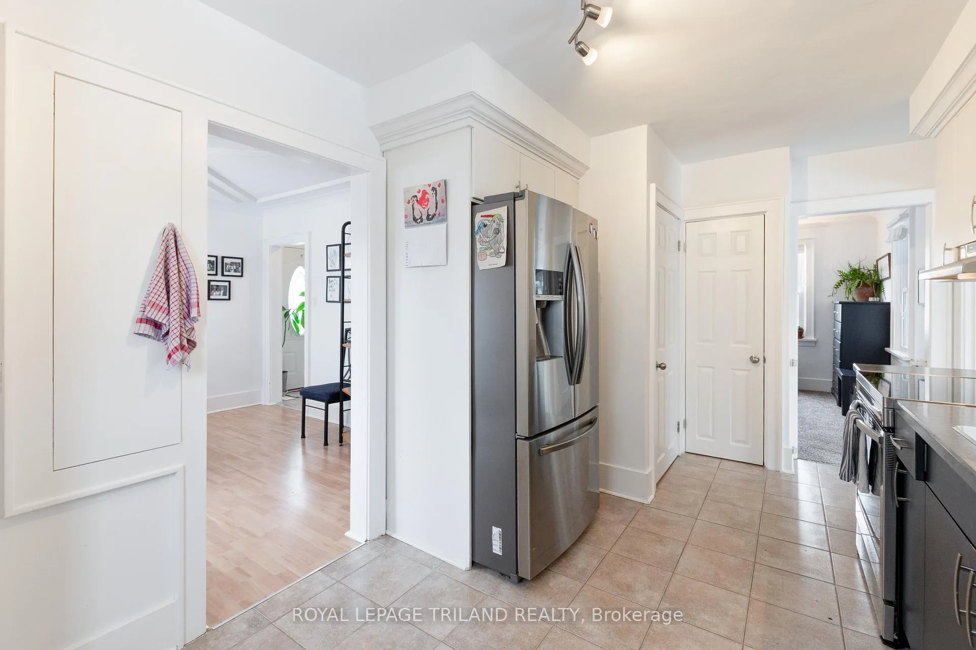 Photo 11 of 90 Locust Street, St. Thomas — HOMEH