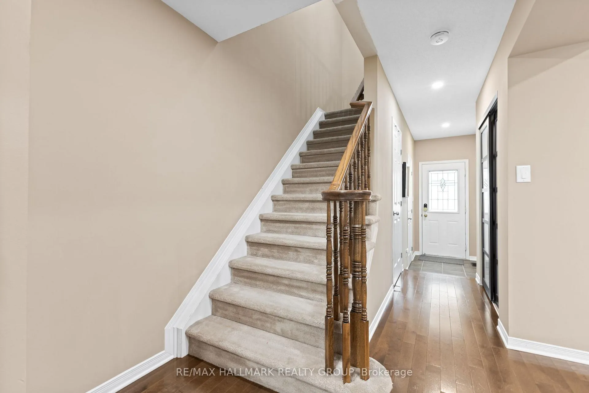 Photo 22 of 404 Wisteria Crescent, Ottawa, Riverside South — HOMEH