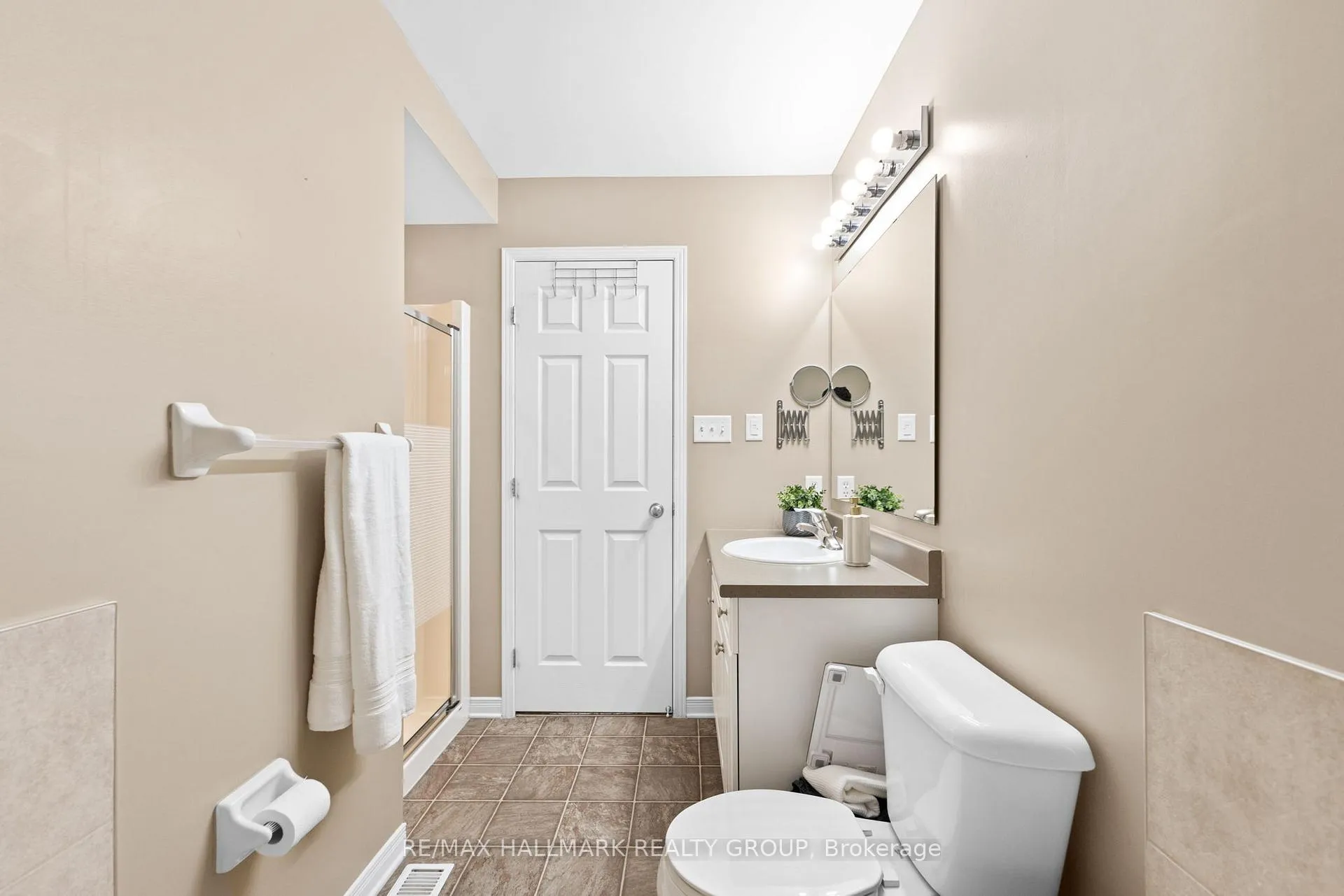 Photo 27 of 404 Wisteria Crescent, Ottawa, Riverside South — HOMEH