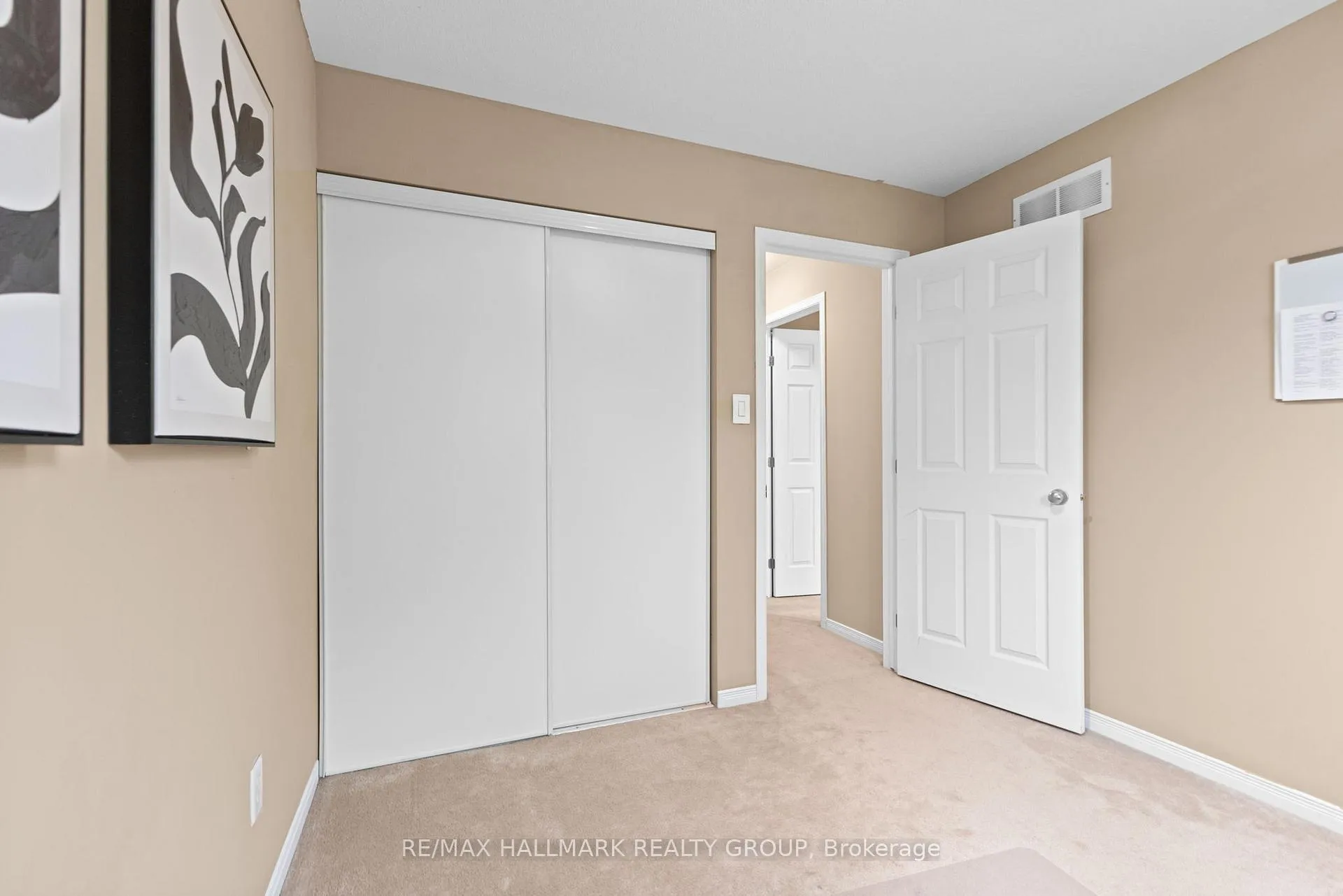 Photo 32 of 404 Wisteria Crescent, Ottawa, Riverside South — HOMEH